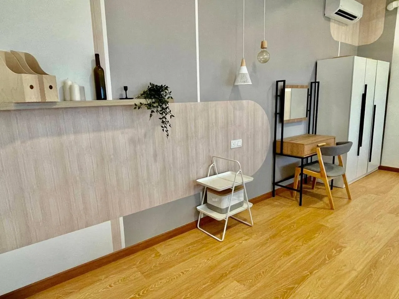 Seating area in Kuantan Imperium by Glex