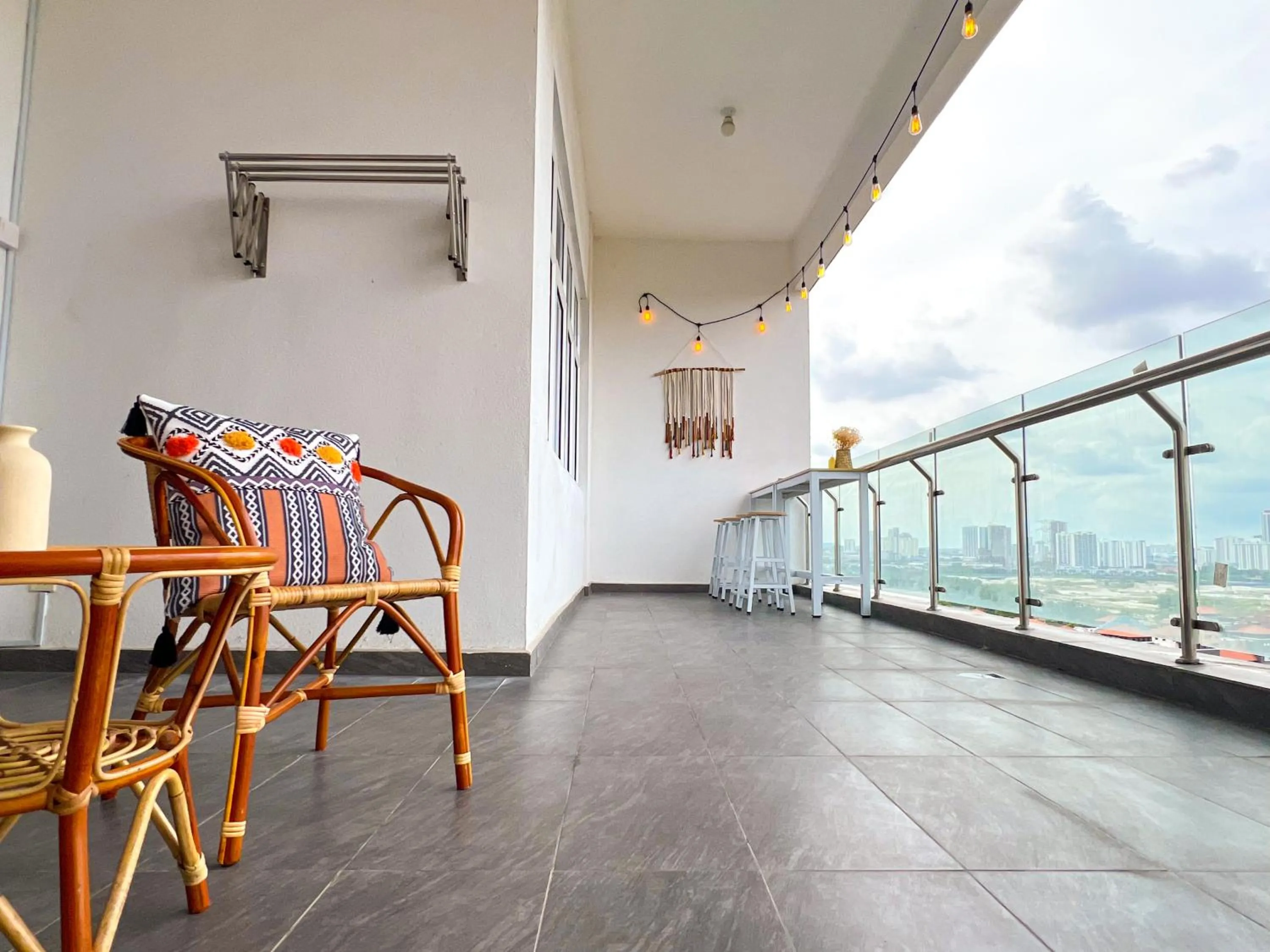 Balcony/Terrace in Skypod Residence Puchong