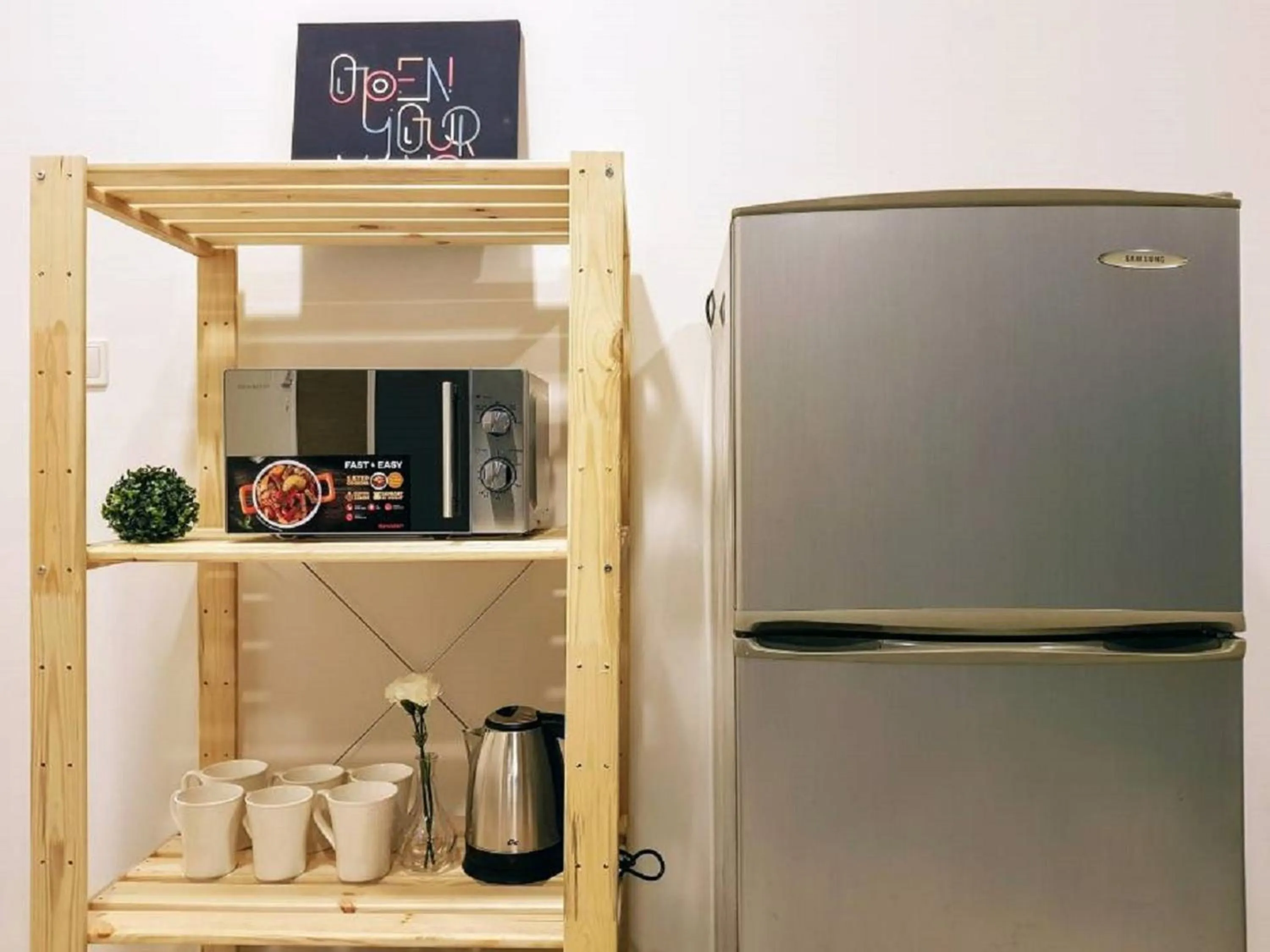 Kitchen or kitchenette in Skypod Residence Puchong