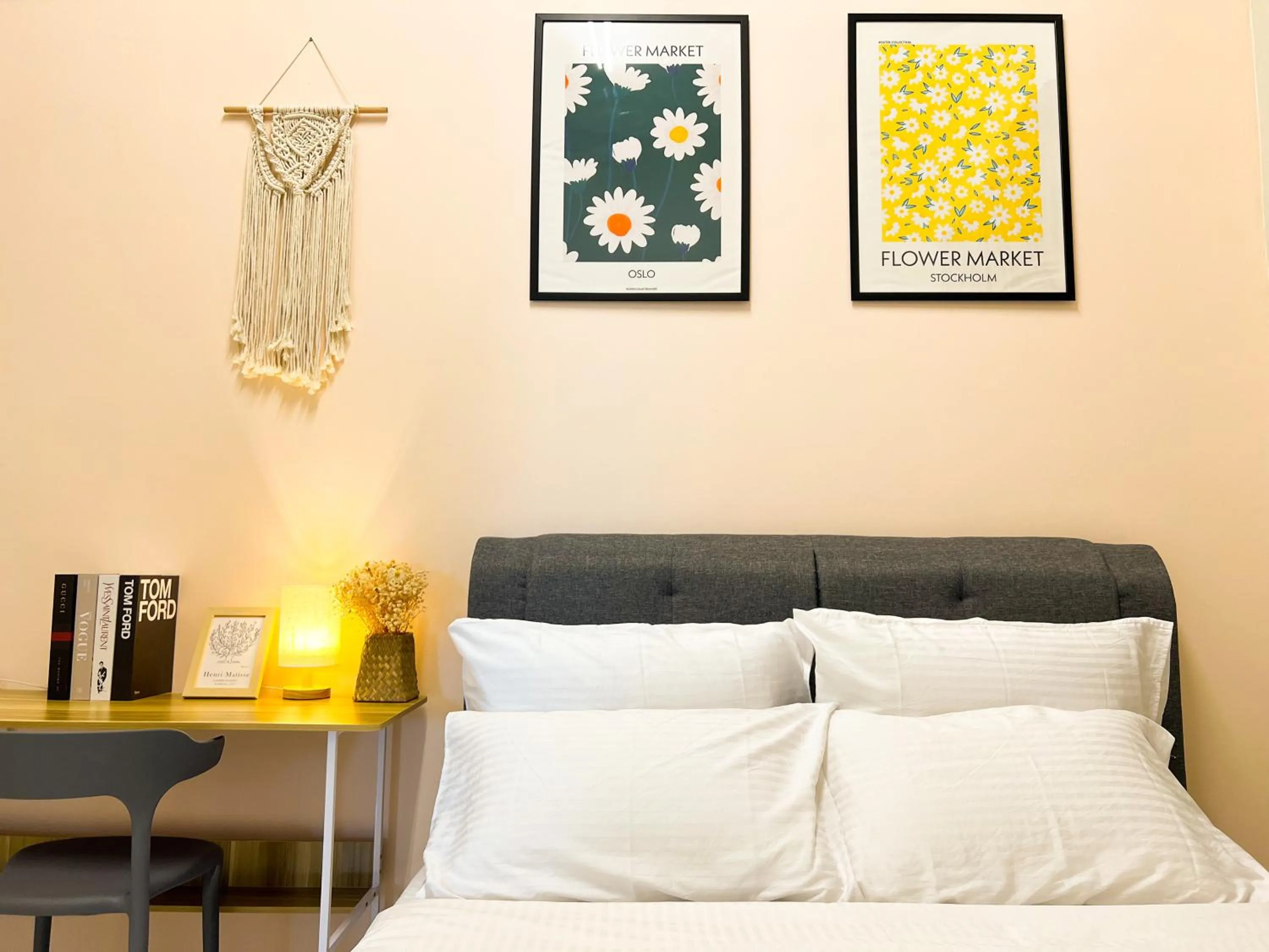 Bedroom, Bed in Skypod Residence Puchong