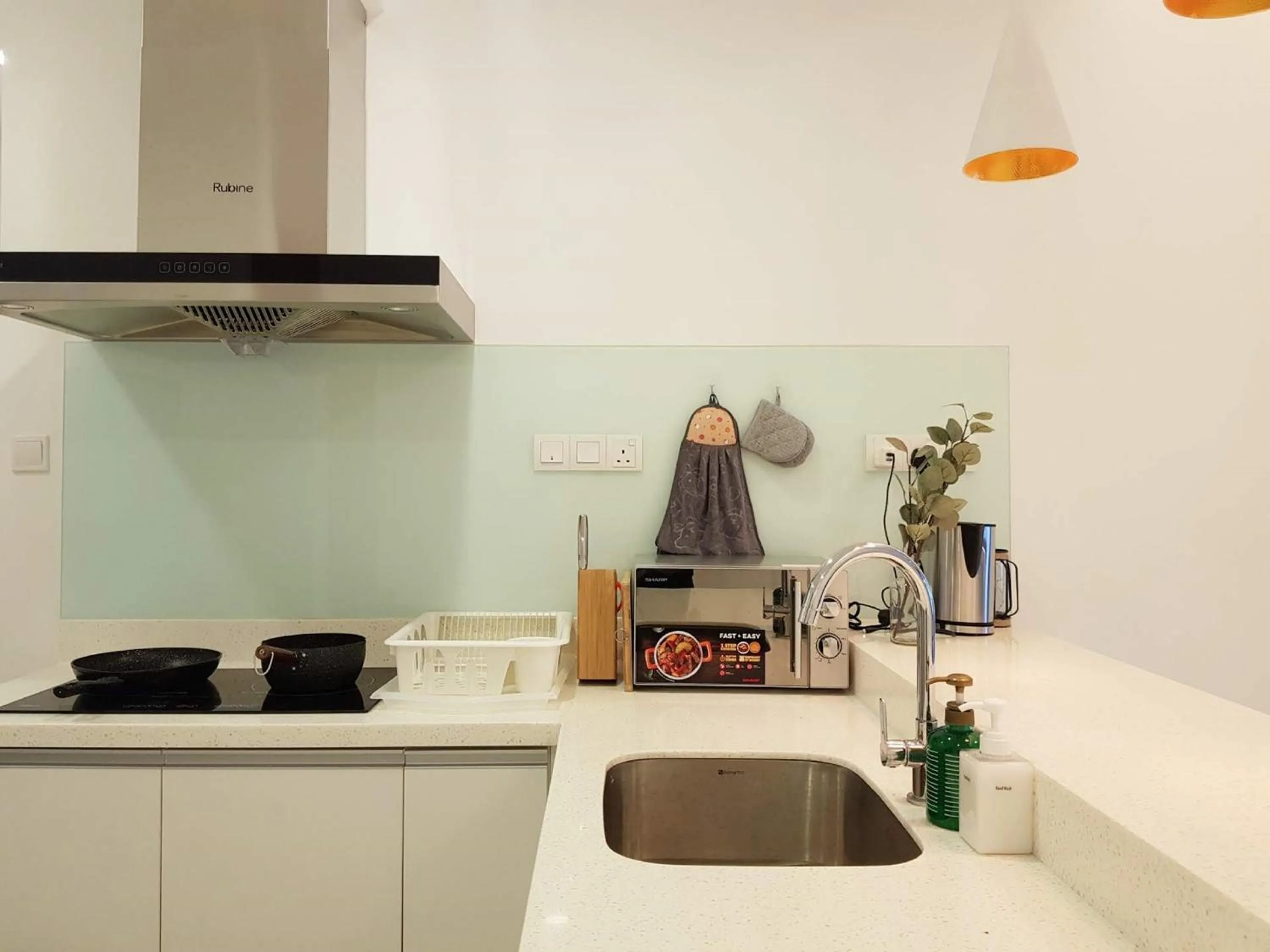 Kitchen or kitchenette in Skypod Residence Puchong