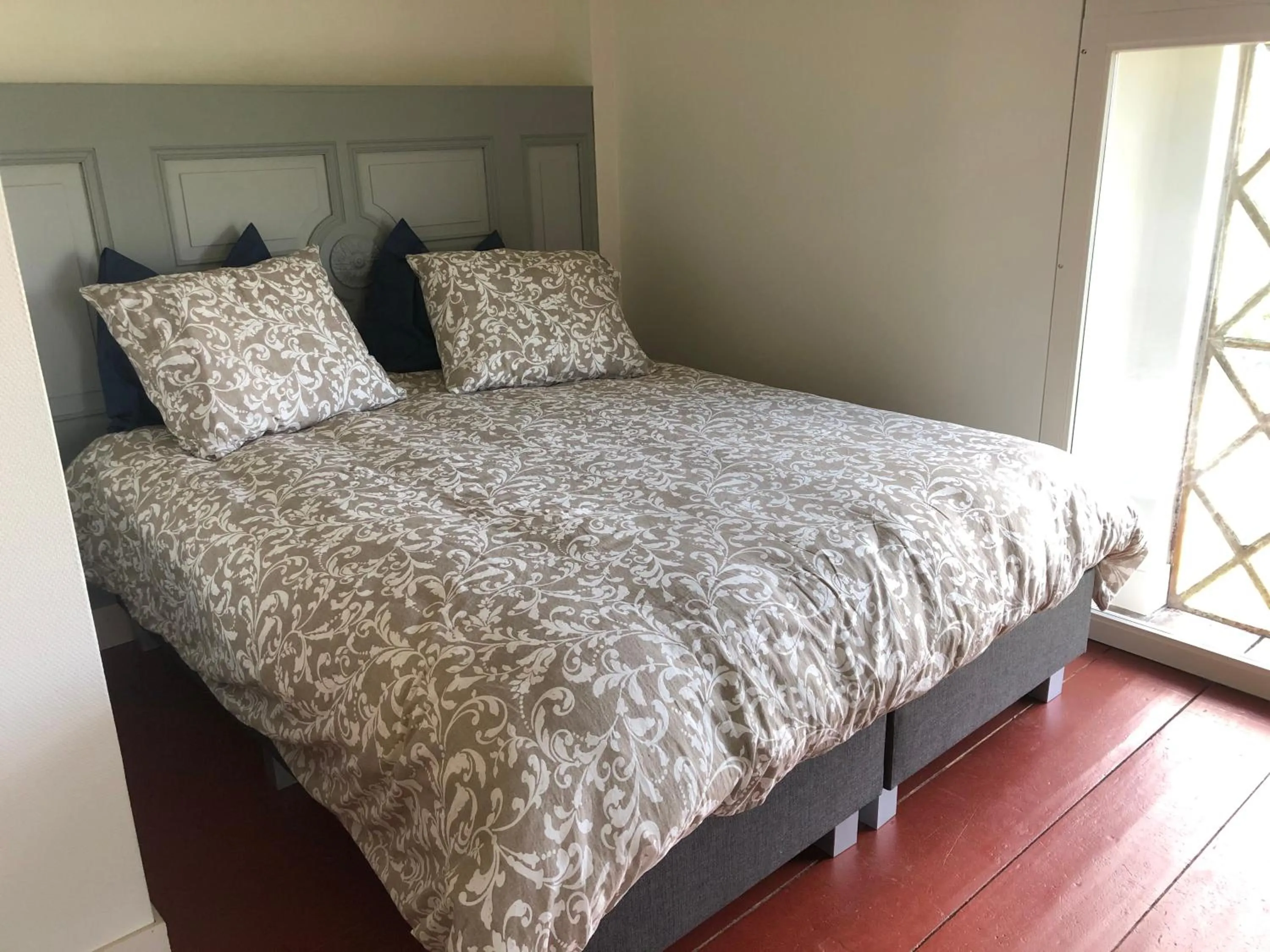 Bed in Mauritiuskerk Studio's