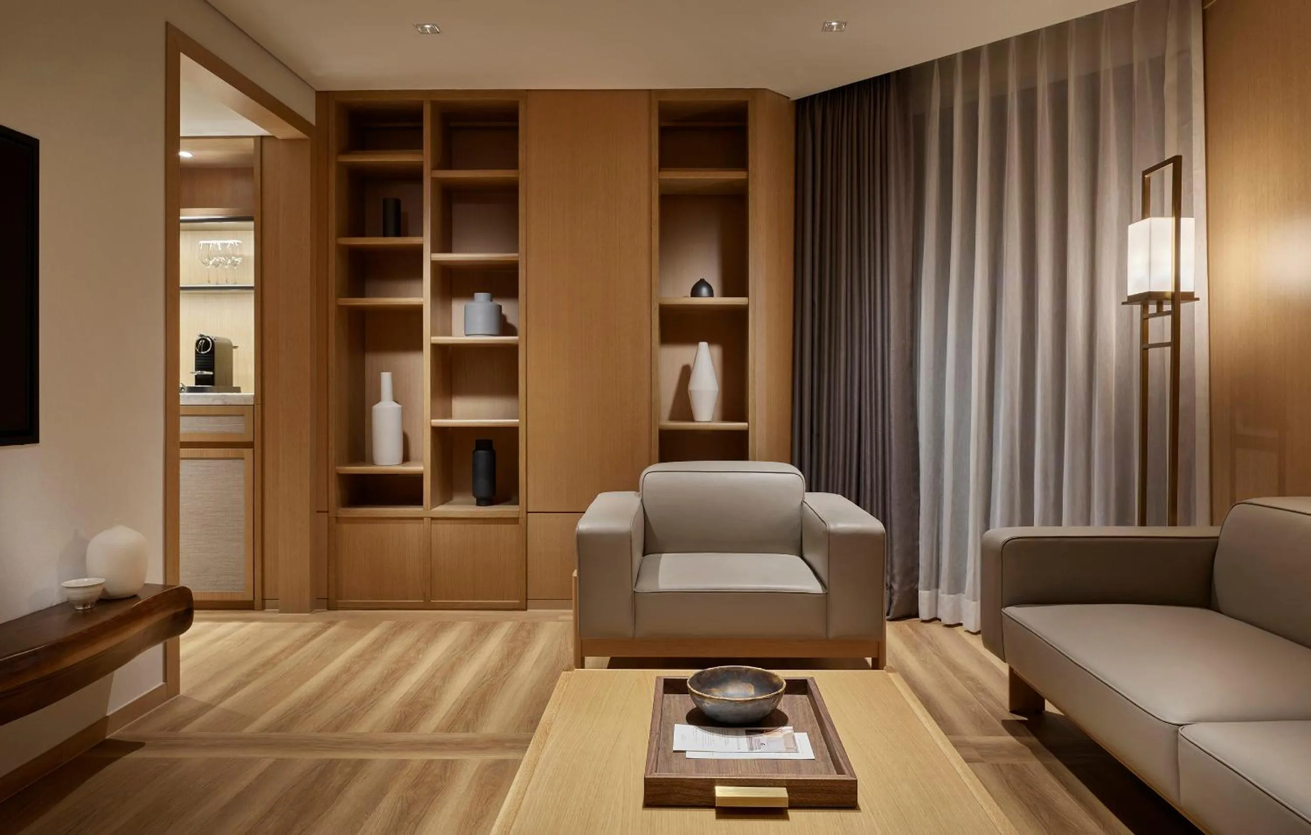 Area and facilities in Grand Josun Busan