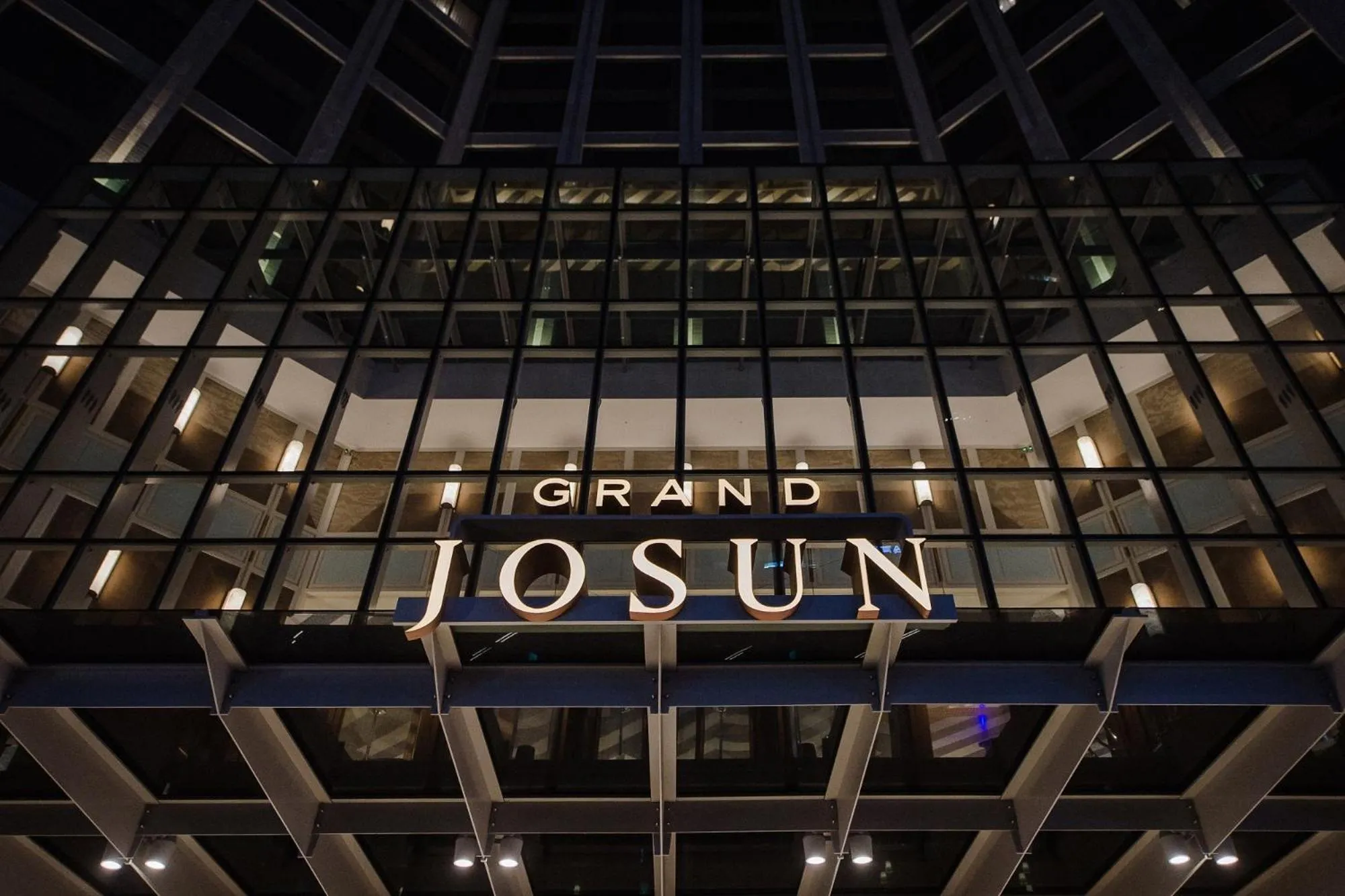 Property building in Grand Josun Busan
