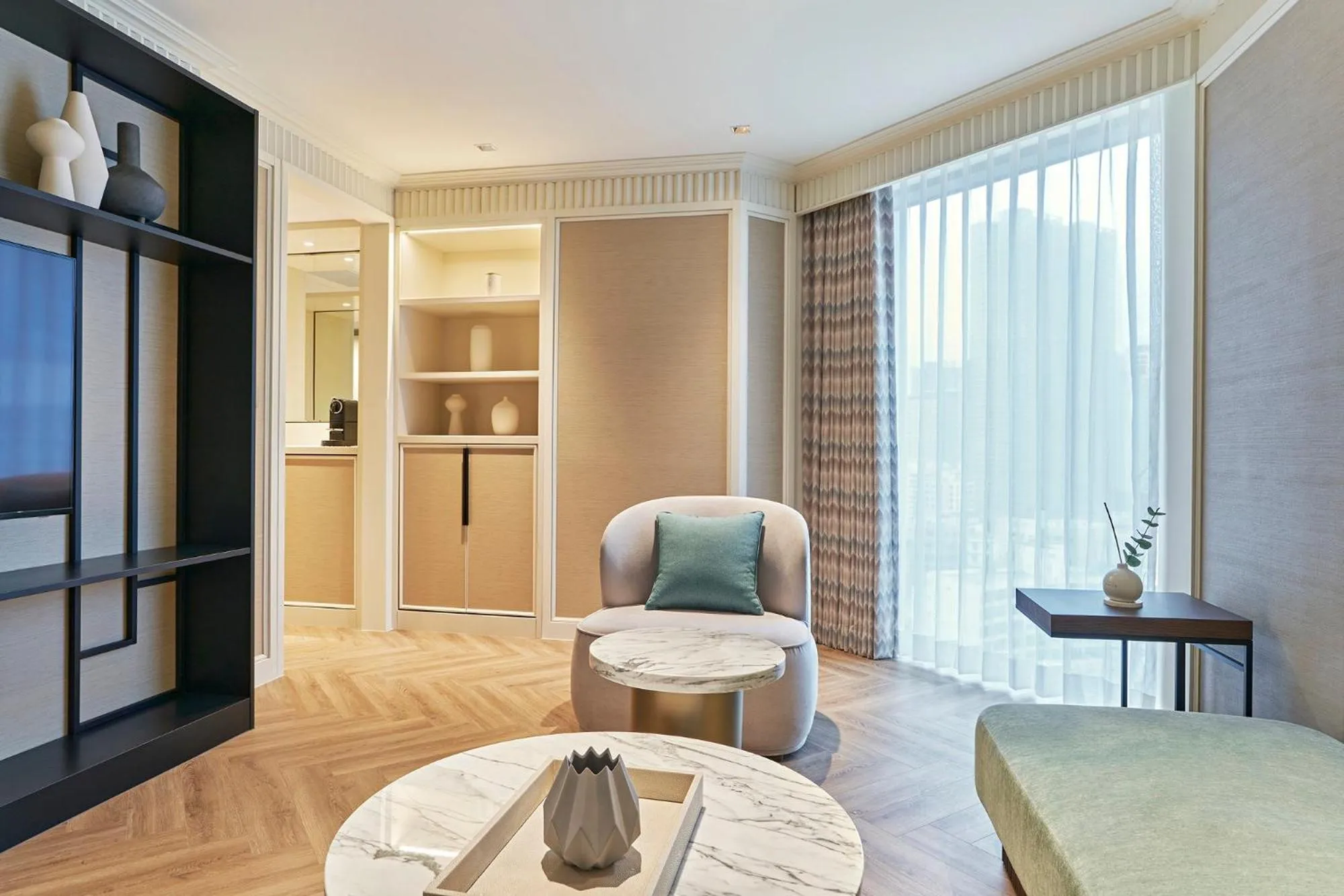 Area and facilities in Grand Josun Busan