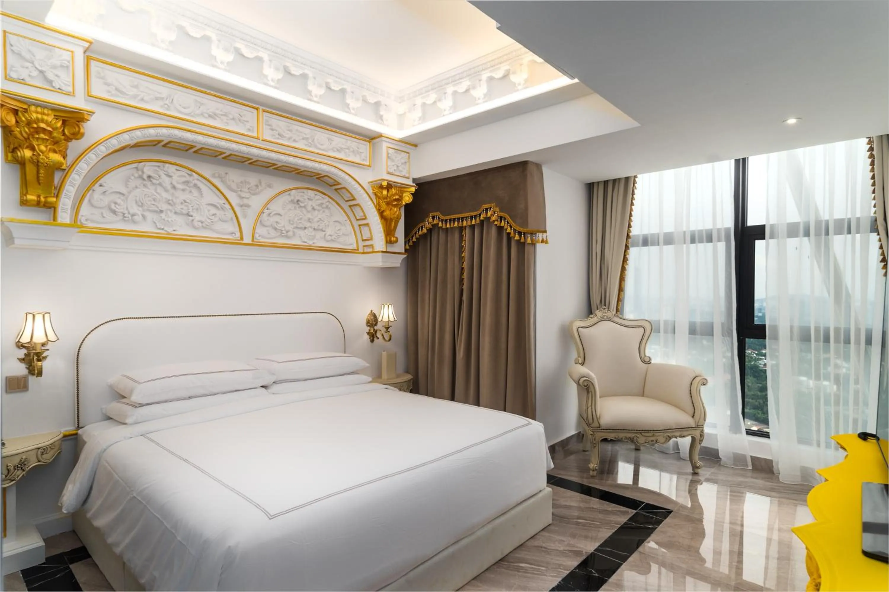 Bed in arte by Thomas Chan