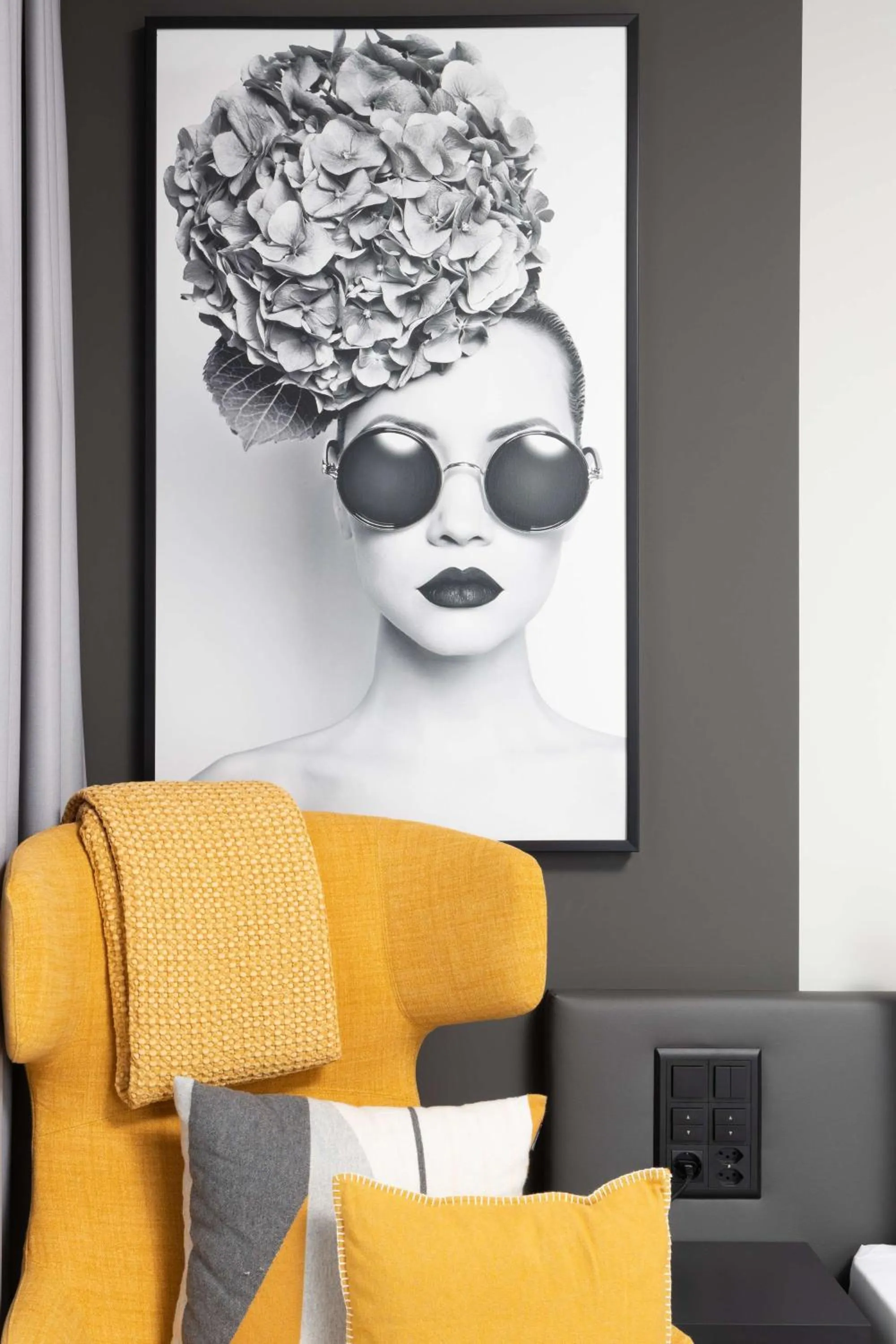 Bed in Radisson Hotel & Suites Zurich