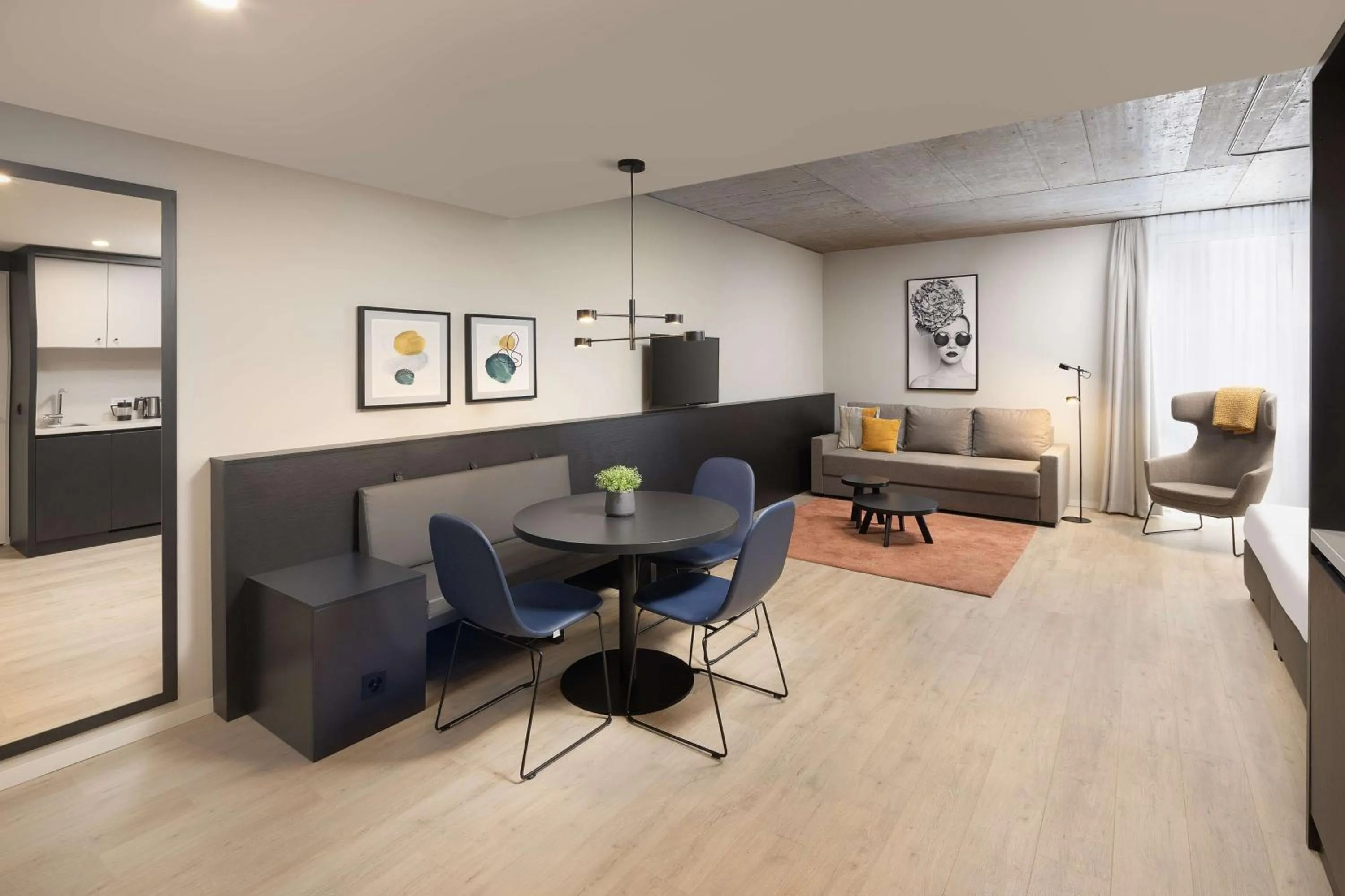 Bed in Radisson Hotel & Suites Zurich