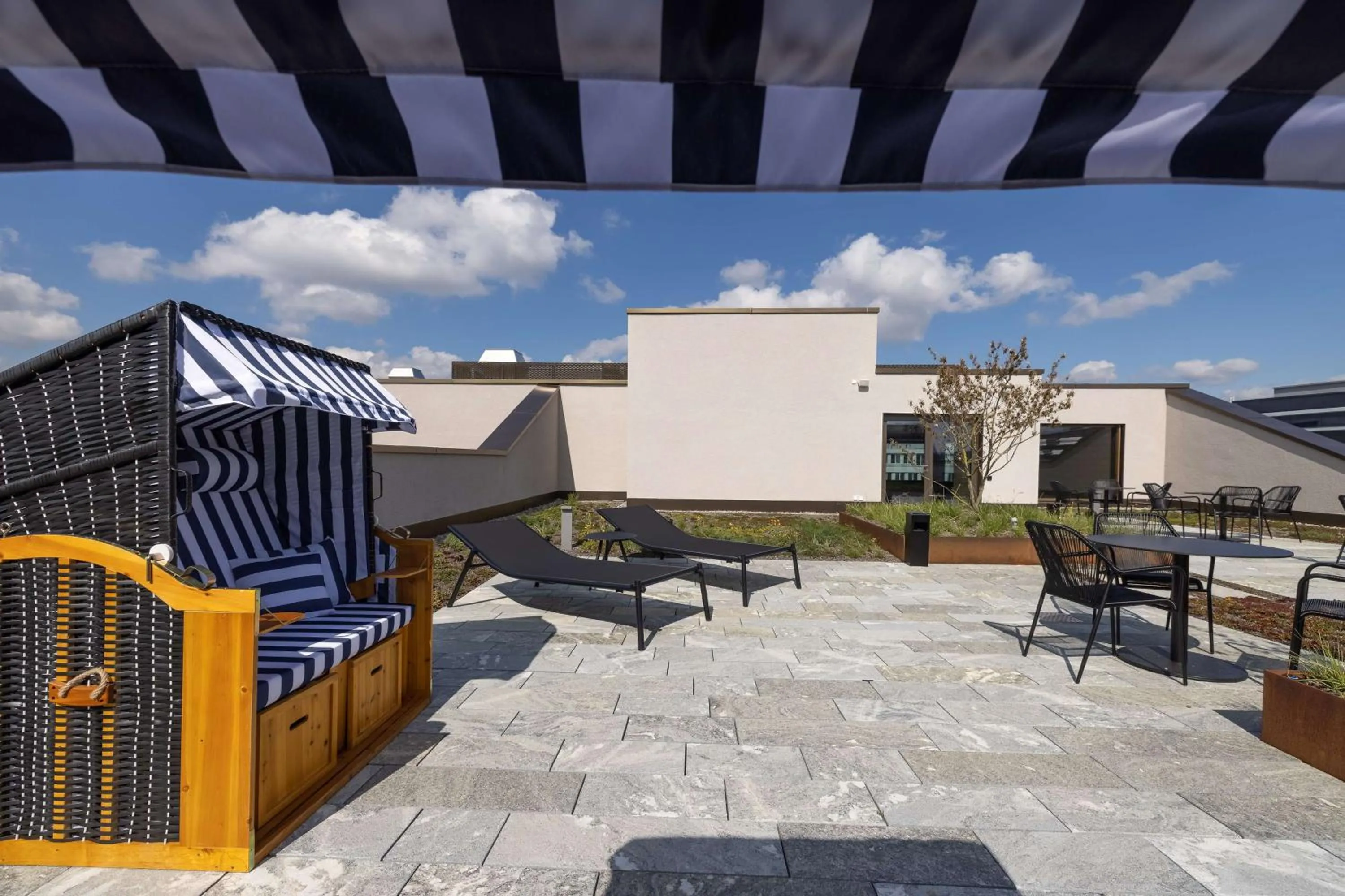 Property building in Radisson Hotel & Suites Zurich