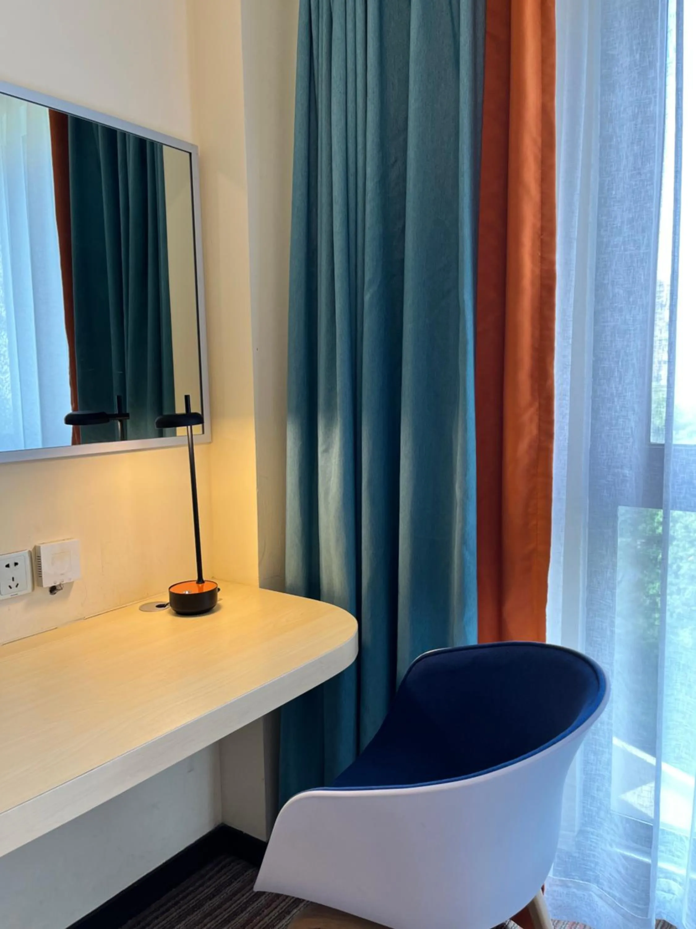 hair dresser, Bed in Holiday Inn Express Shanghai Putuo by IHG