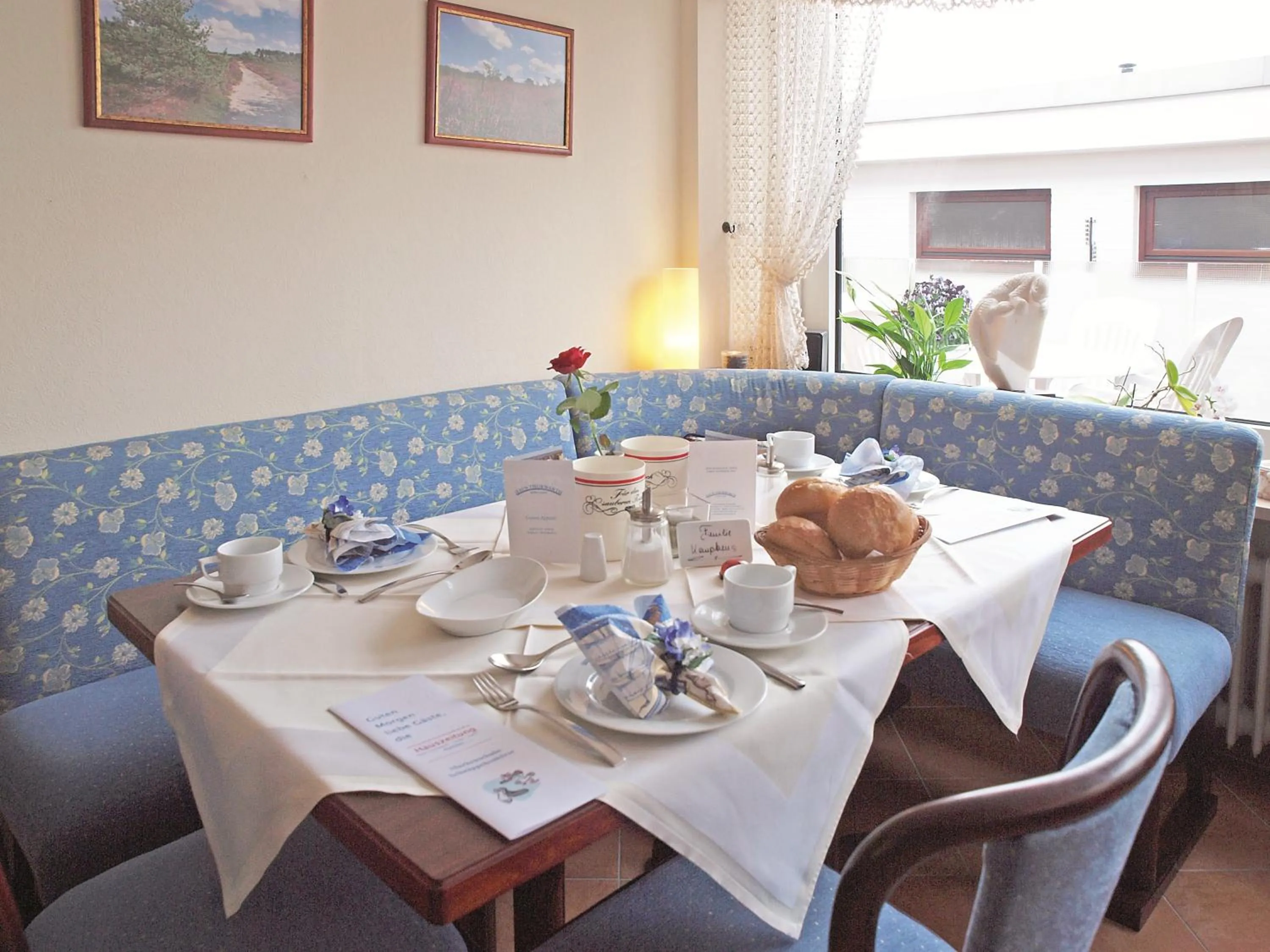 Restaurant/places to eat in Haus Thorwarth - Hotel garni