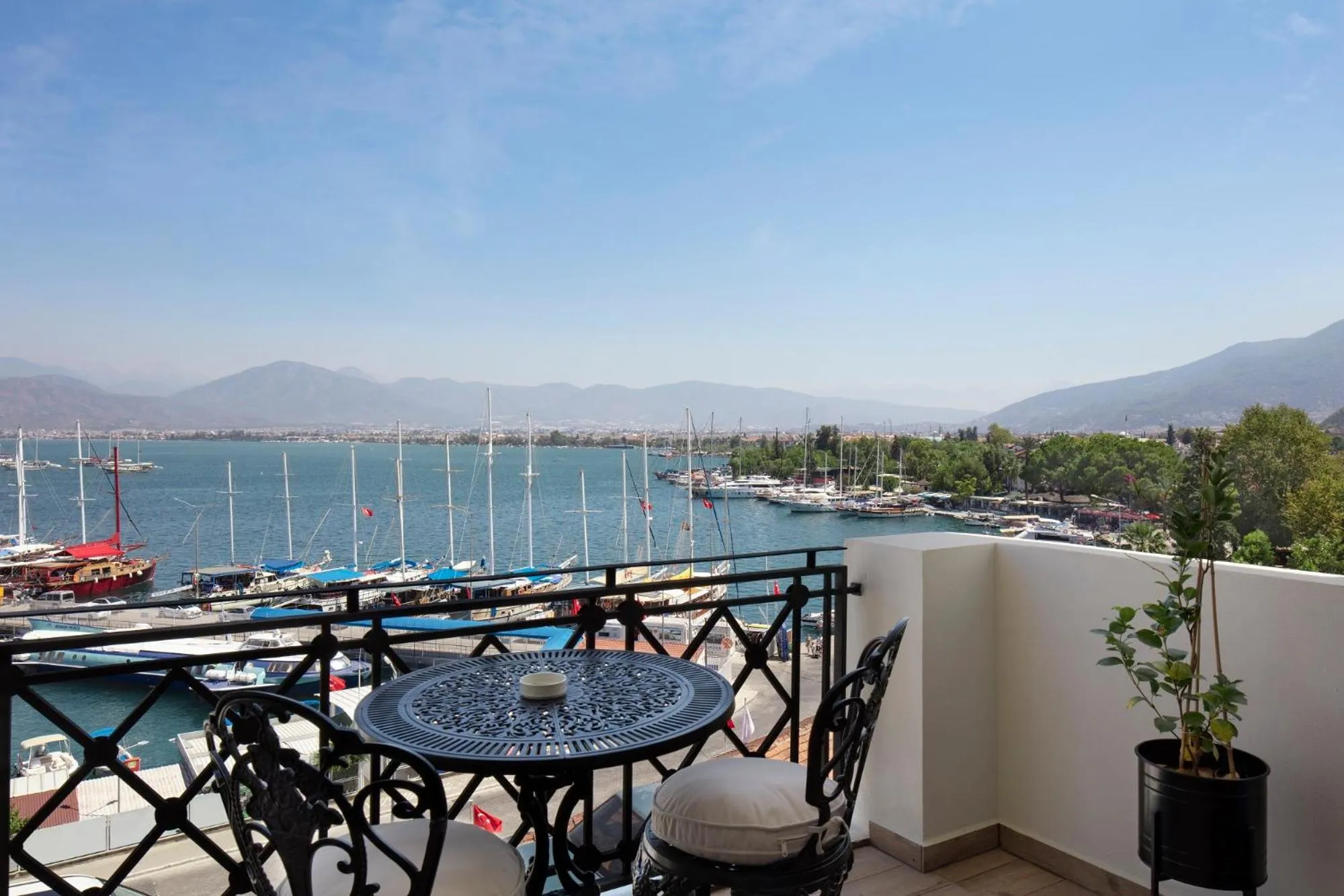 Nearby landmark in Ada Dreams City