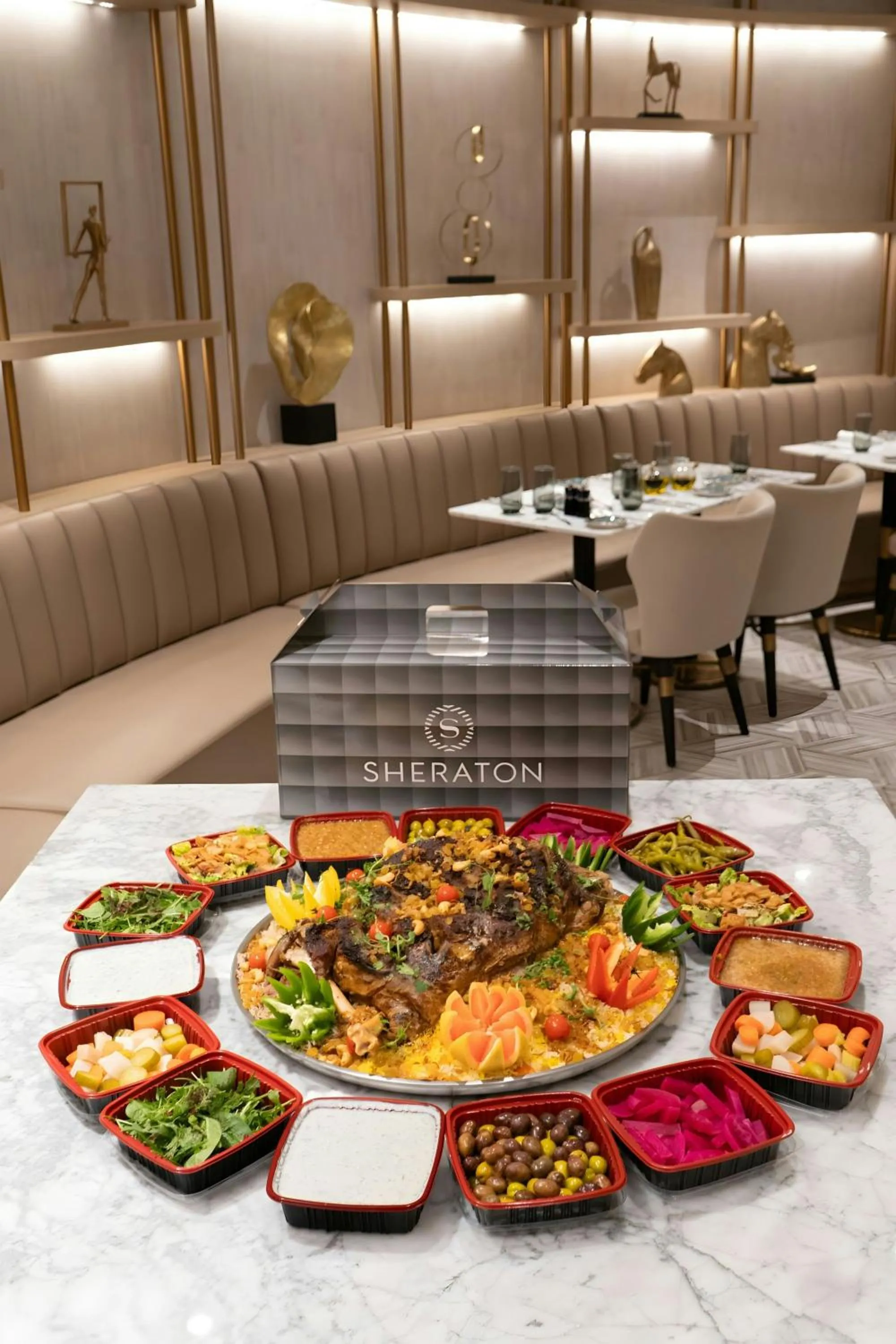 Restaurant/places to eat in Sheraton Abu Dhabi Hotel & Resort
