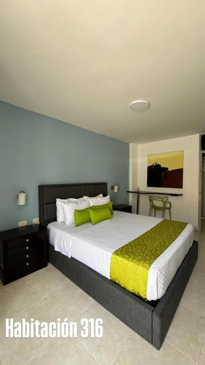 Photo of the whole room, Bed in Hotel Tupinamba Neiva