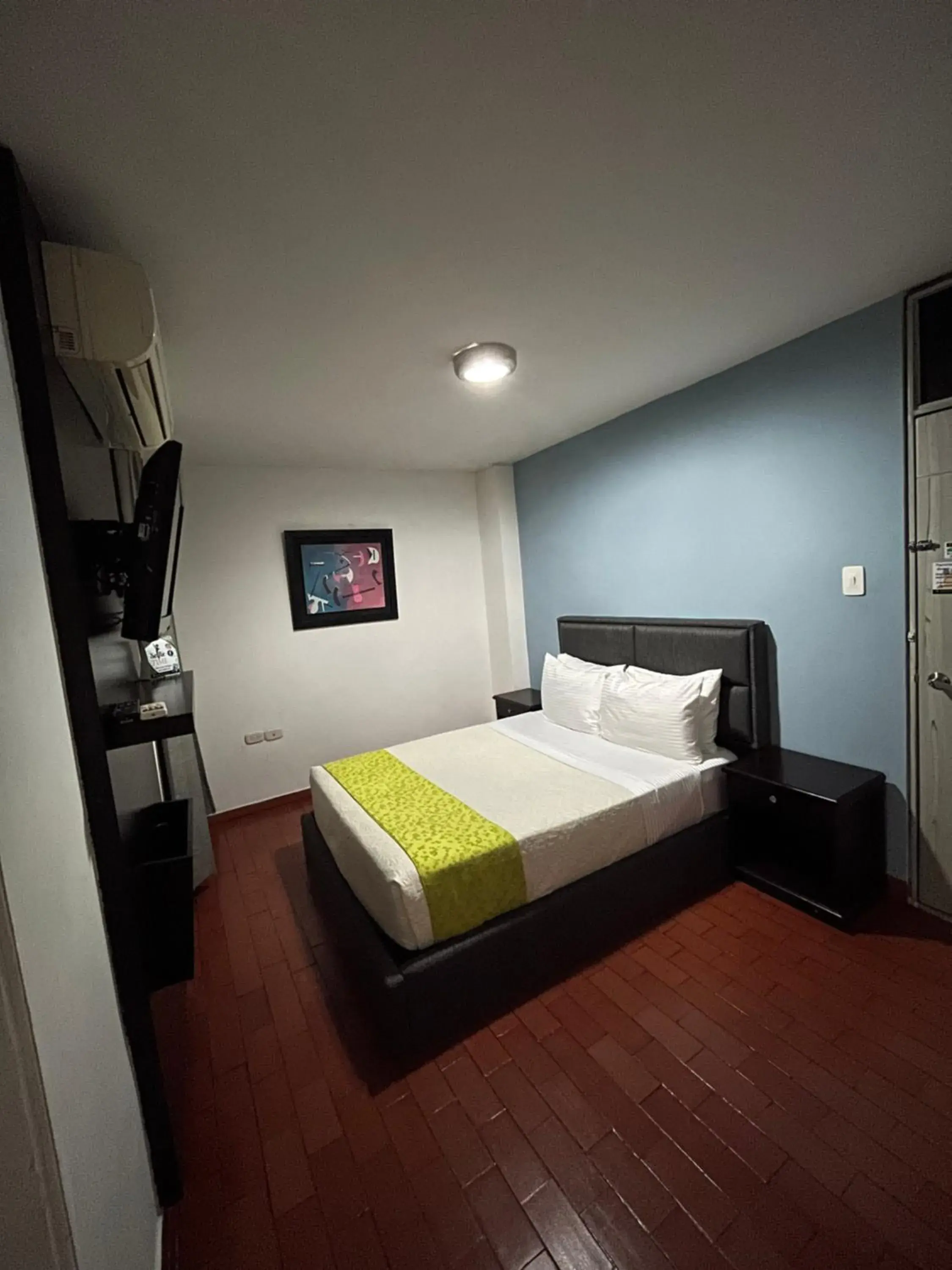 Superior Quadruple Room in Hotel Tupinamba Neiva Superior Quadruple Room in Hotel Tupinamba Neiva