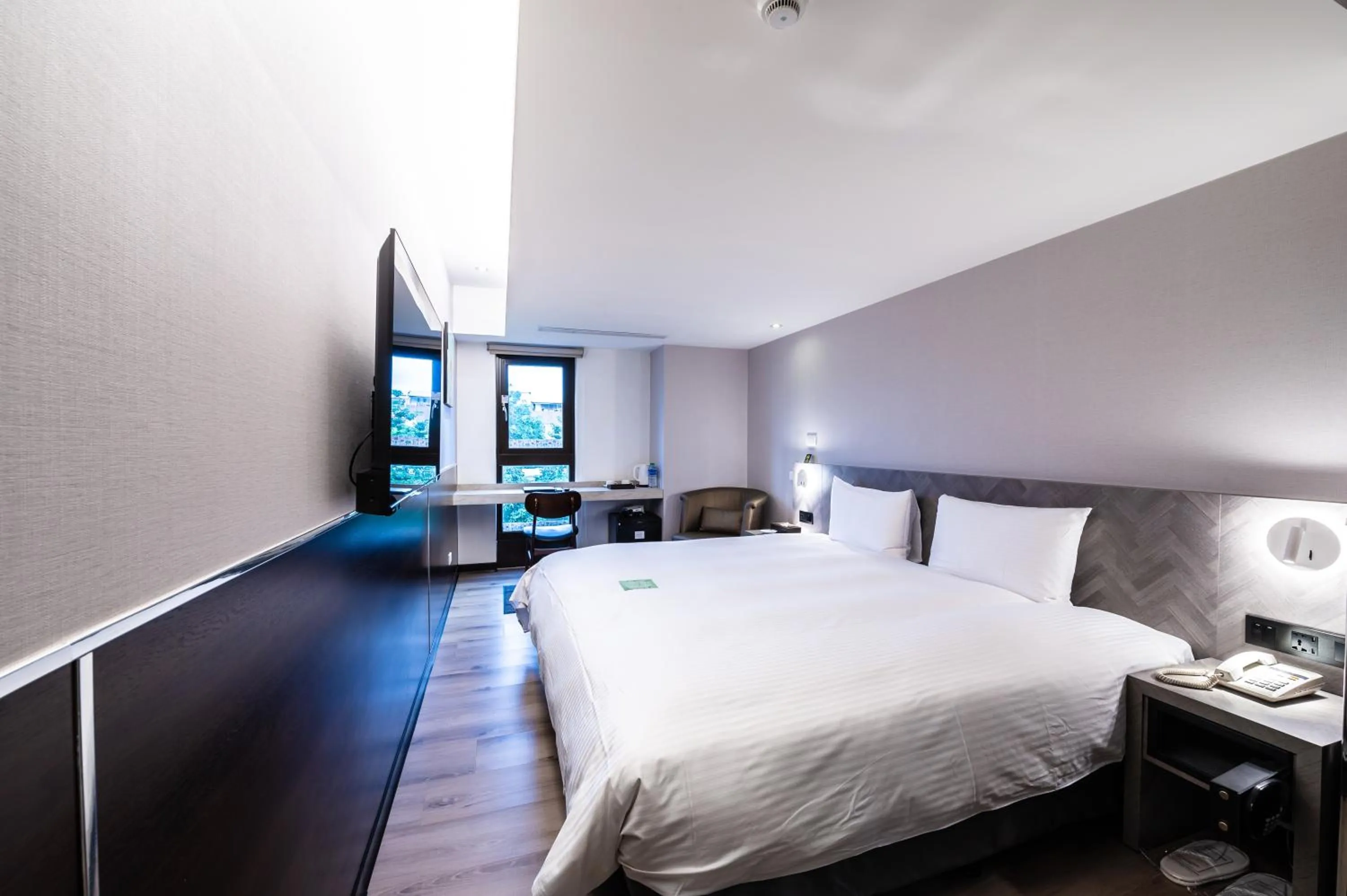 TV and multimedia, Bed in Hub Hotel - Songshan Airport Branch