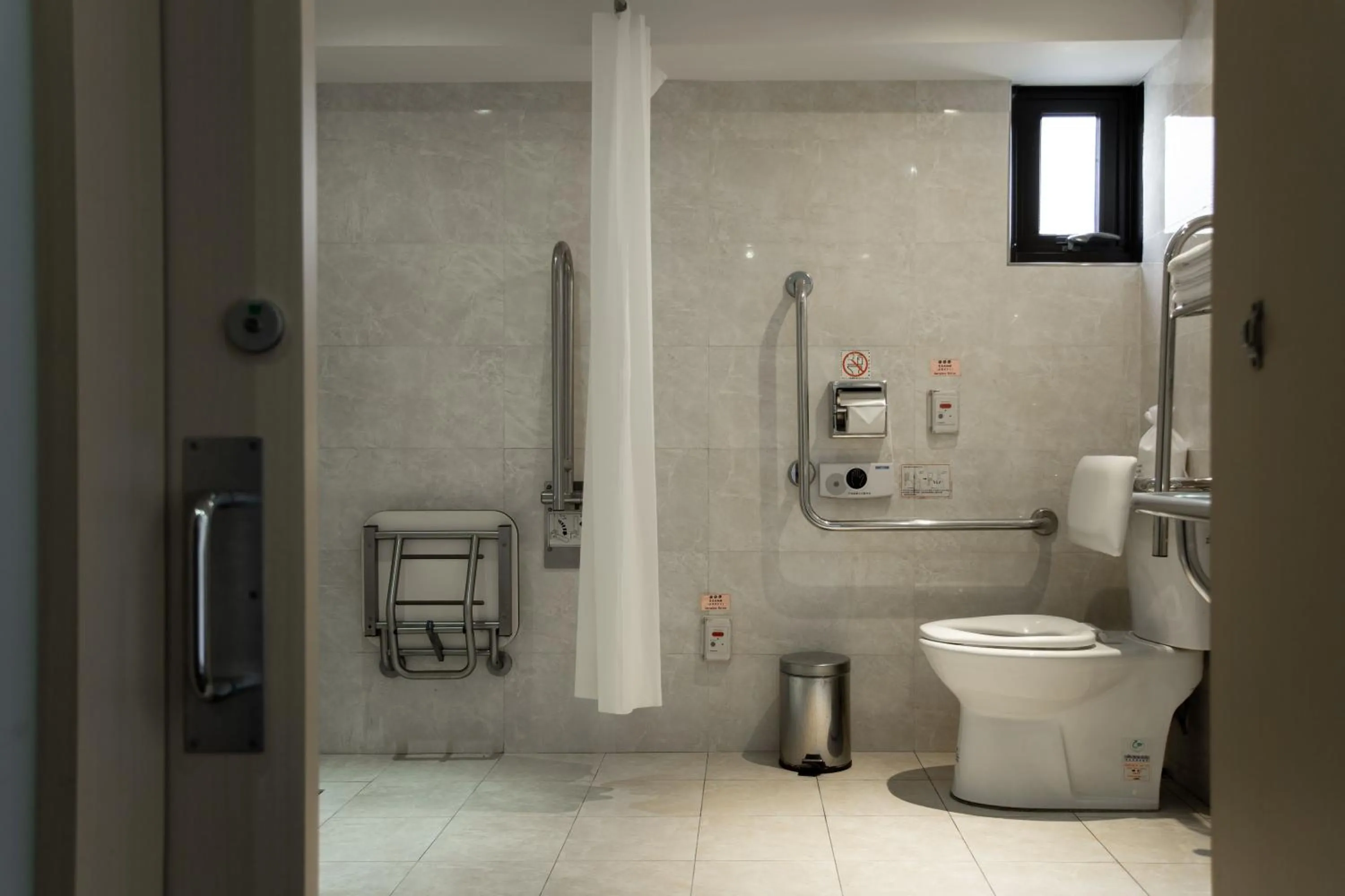 Bathroom in Hub Hotel - Songshan Airport Branch