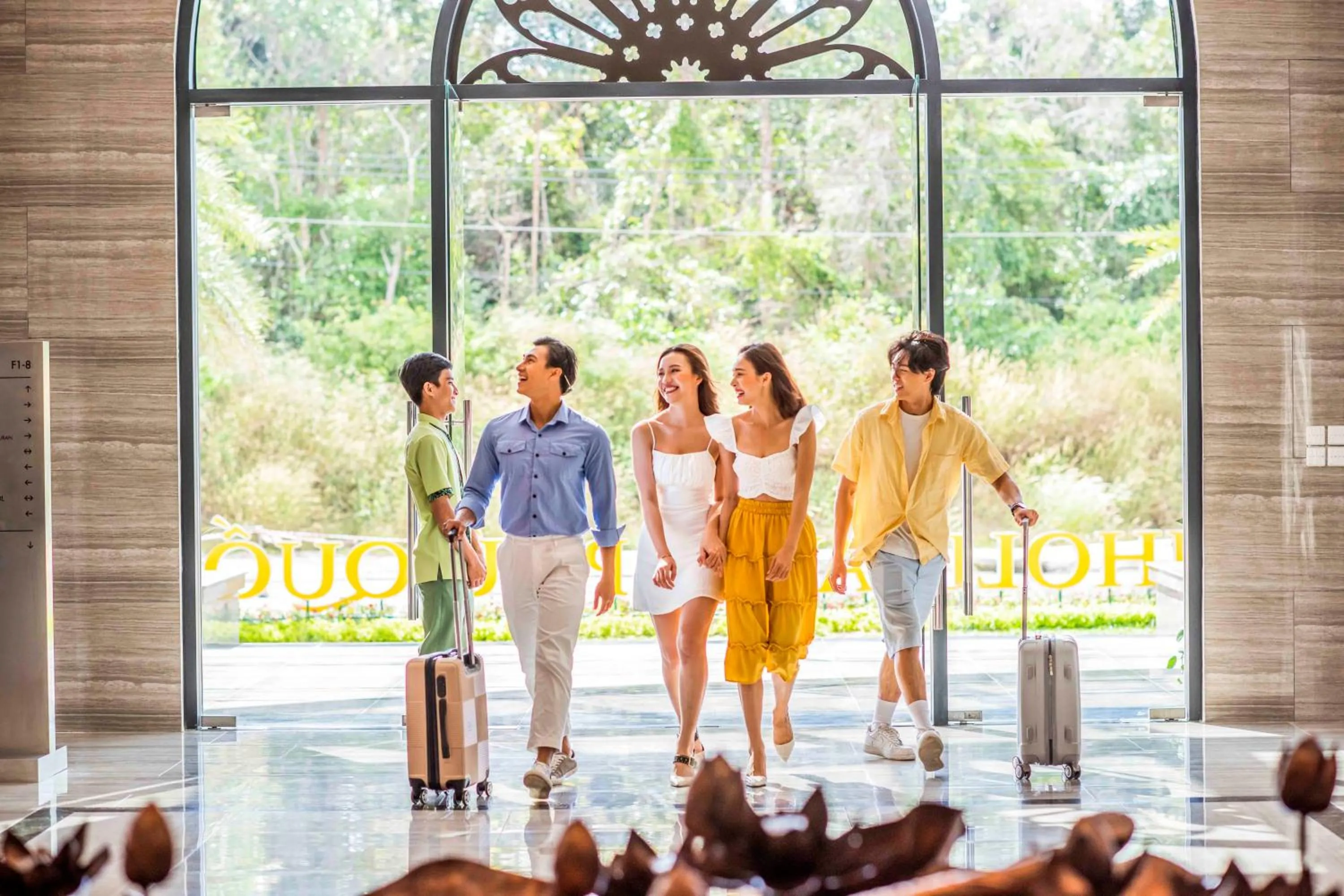 group of guests in Vinholidays Fiesta Phu Quoc