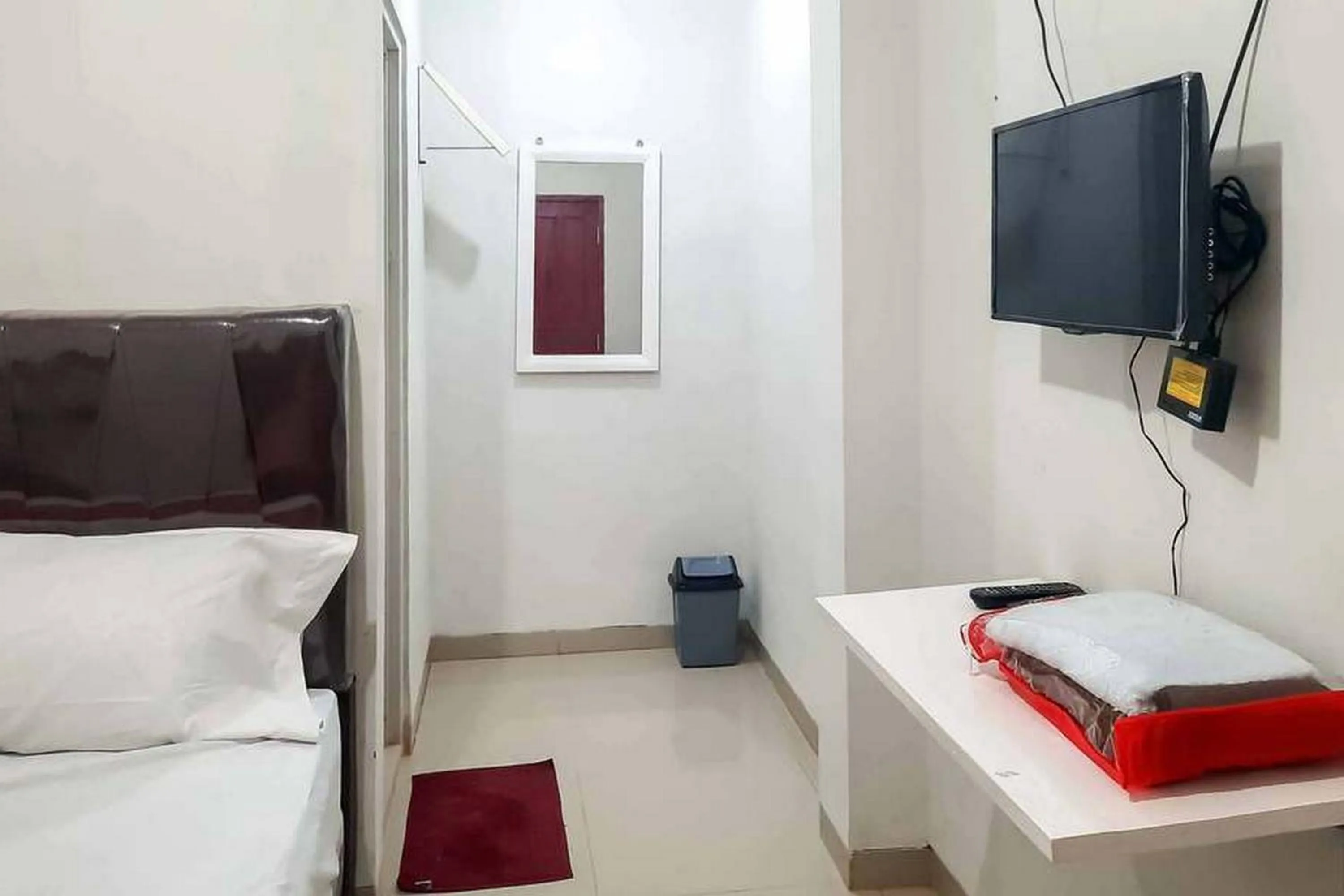 Bed in RedDoorz near Jalan Perintis Kemerdekaan Lampung