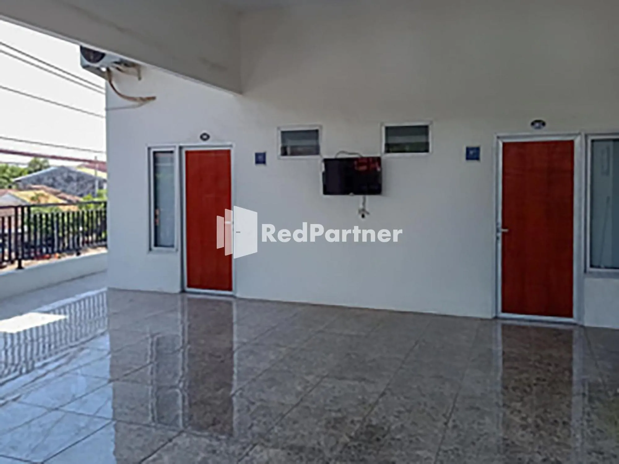 Property building in Hotel Trikatu Kendal near Taman Kota Weleri Mitra RedDoorz