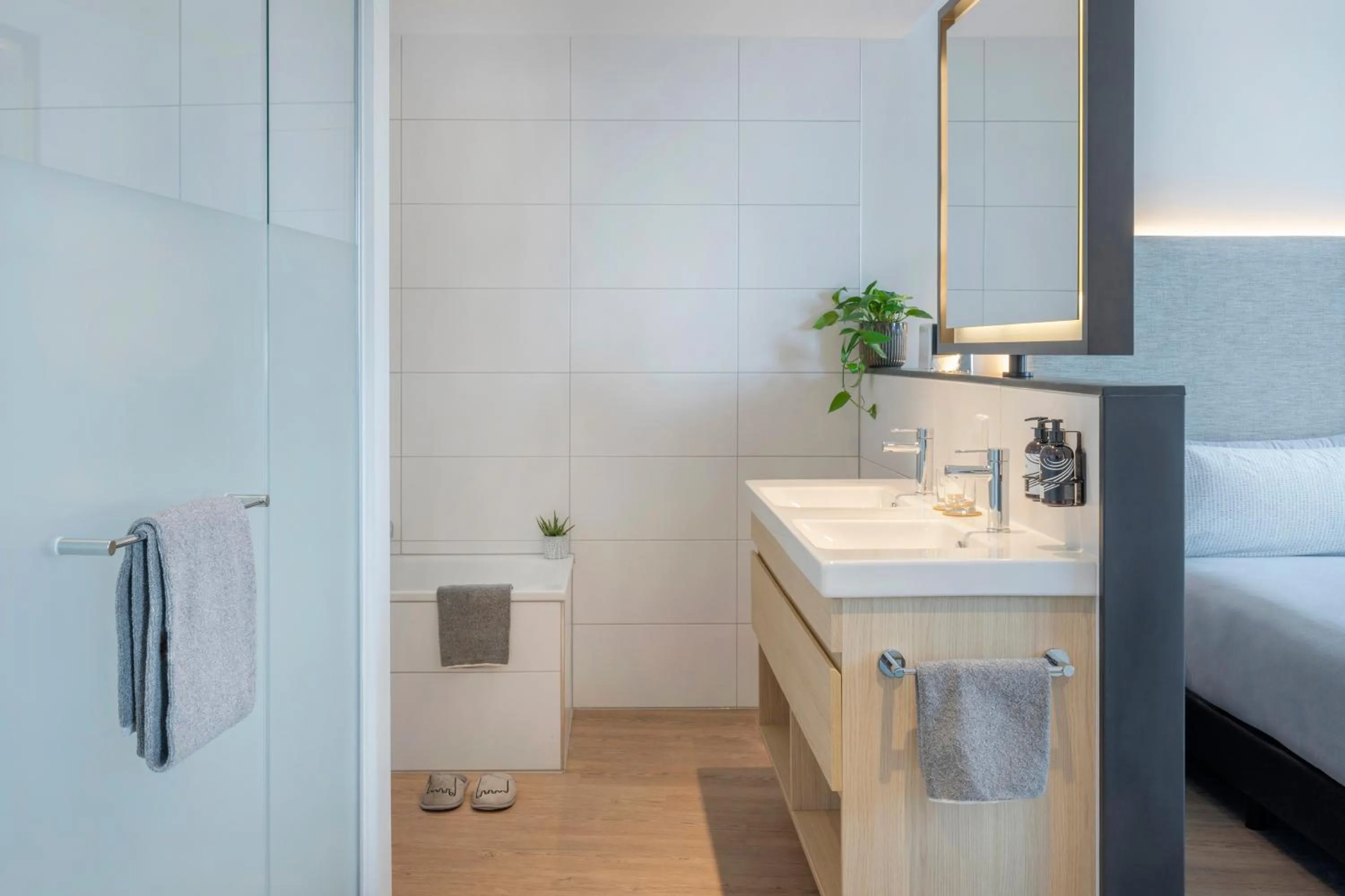 Bathroom, Bed in INNSiDE by Meliá Amsterdam