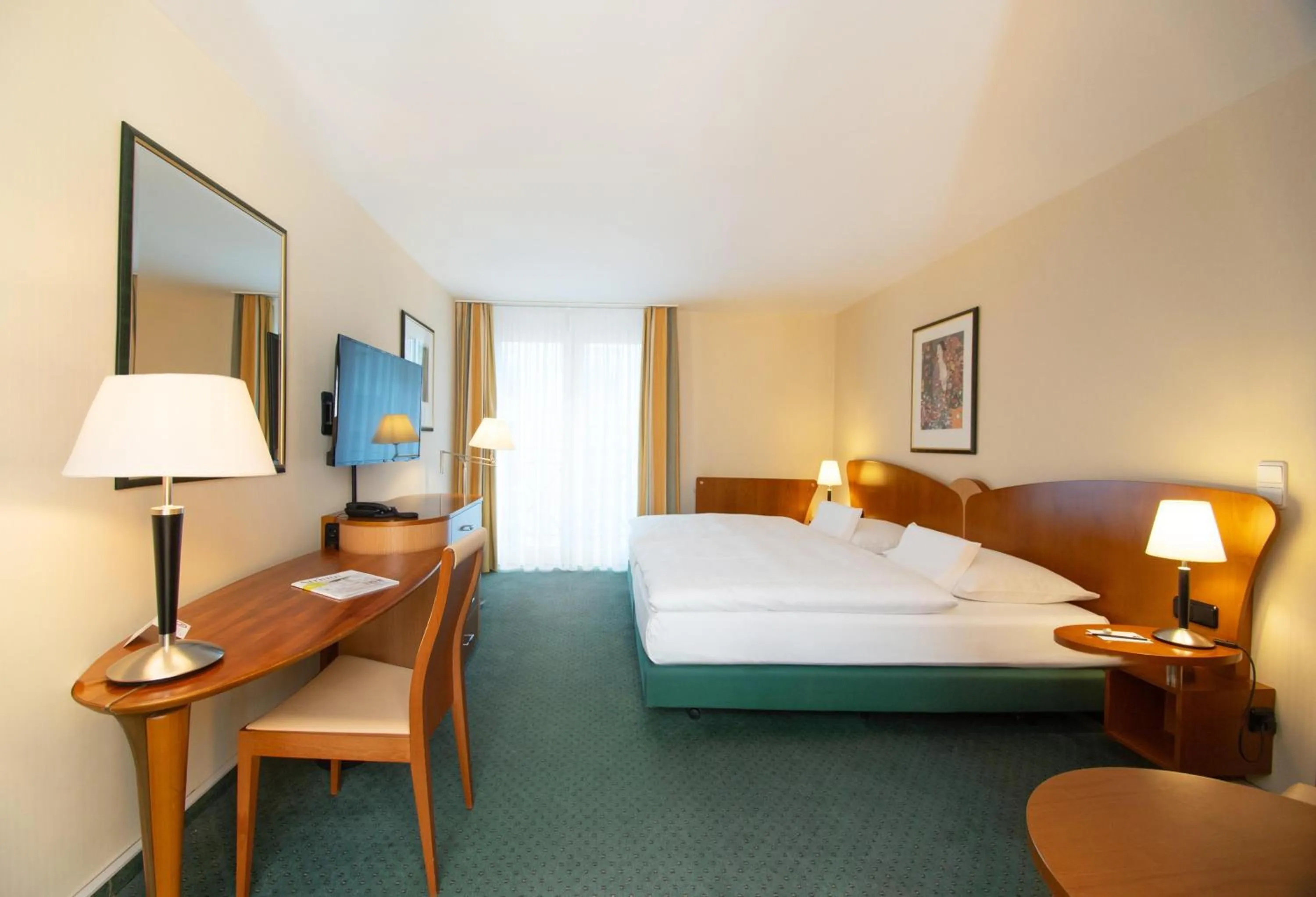 Bedroom, Bed in Dorint Charlottenhof Halle (Saale)