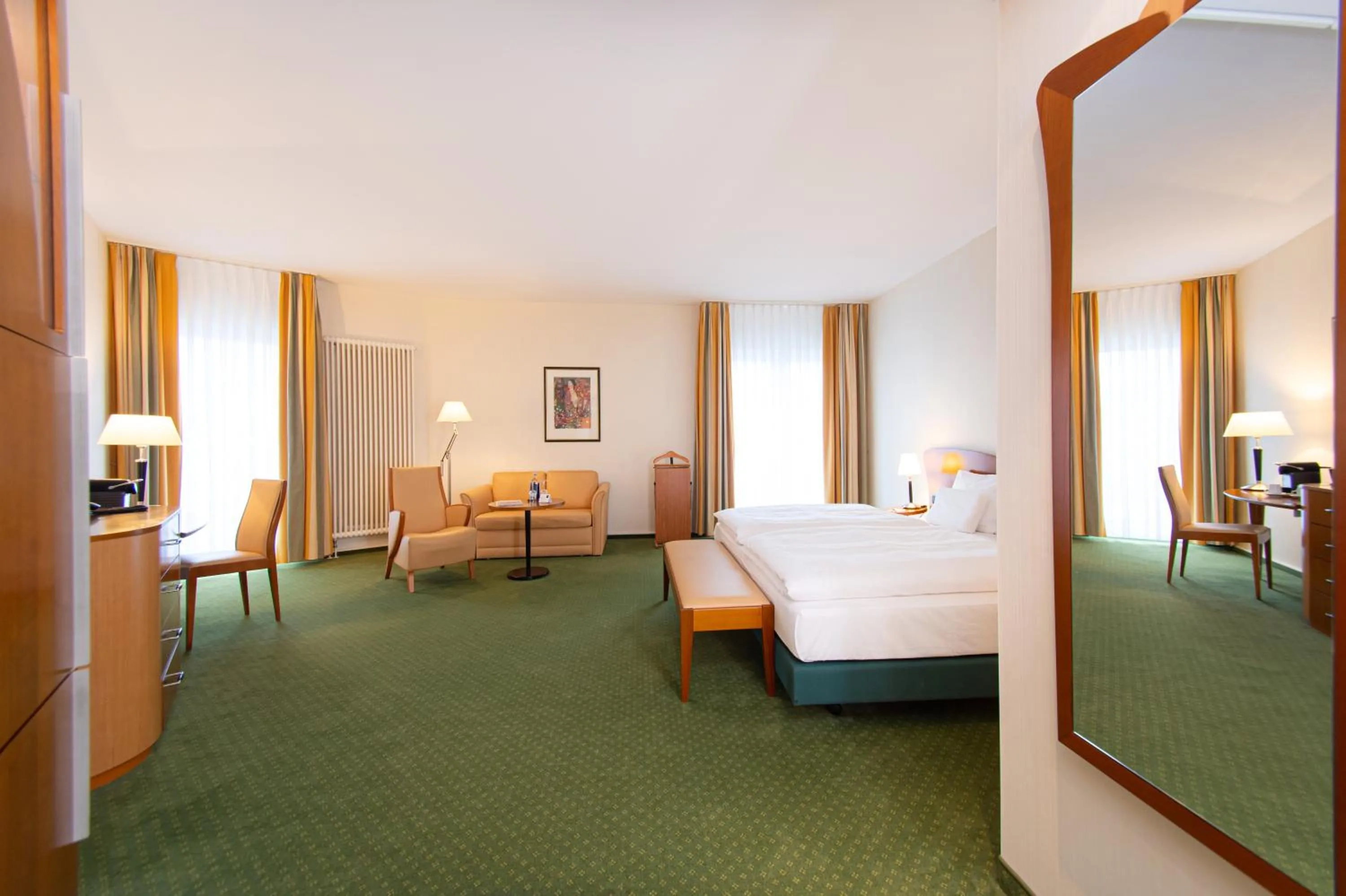 Living room, Bed in Dorint Charlottenhof Halle (Saale)