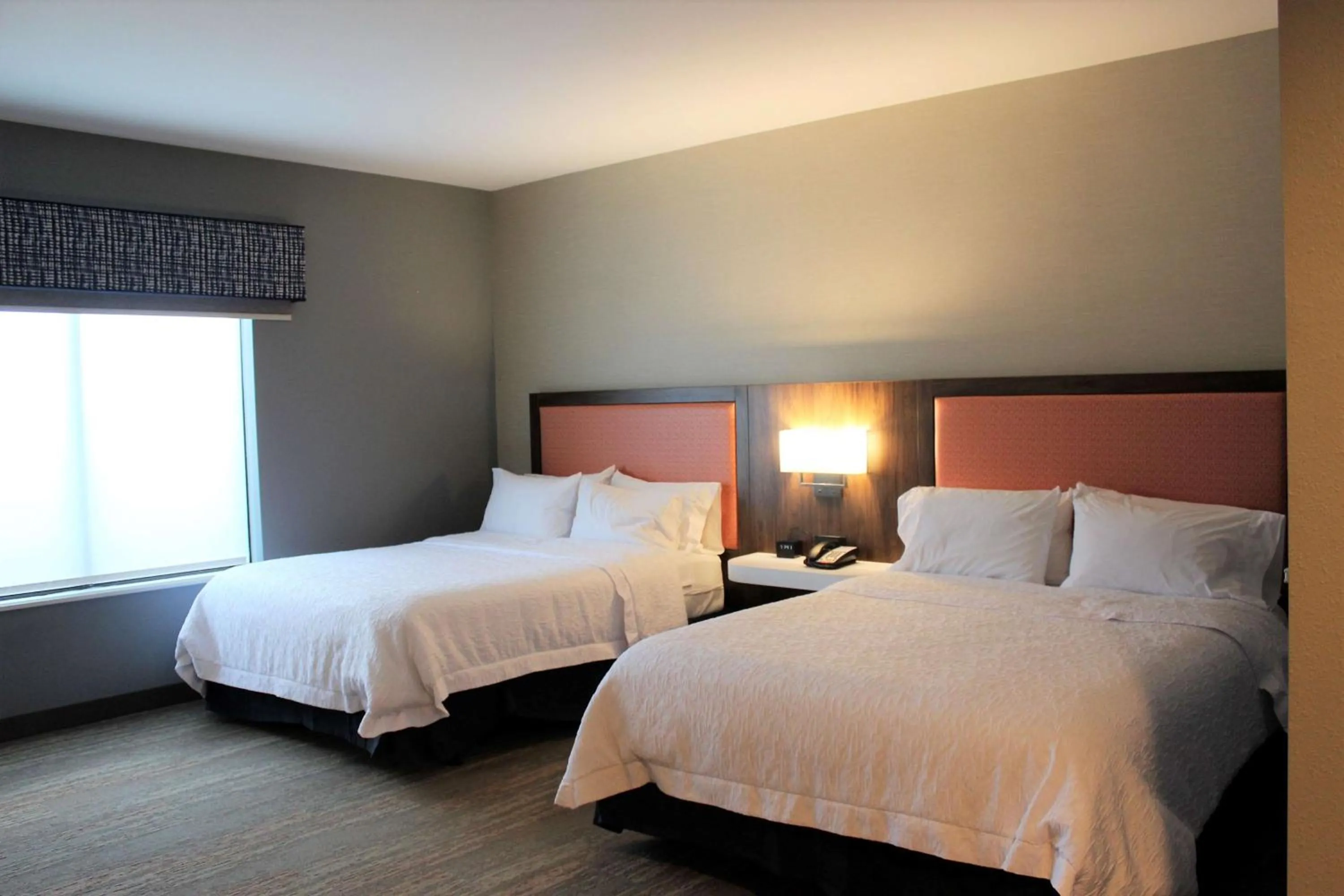 Bed in Hampton Inn Lexington