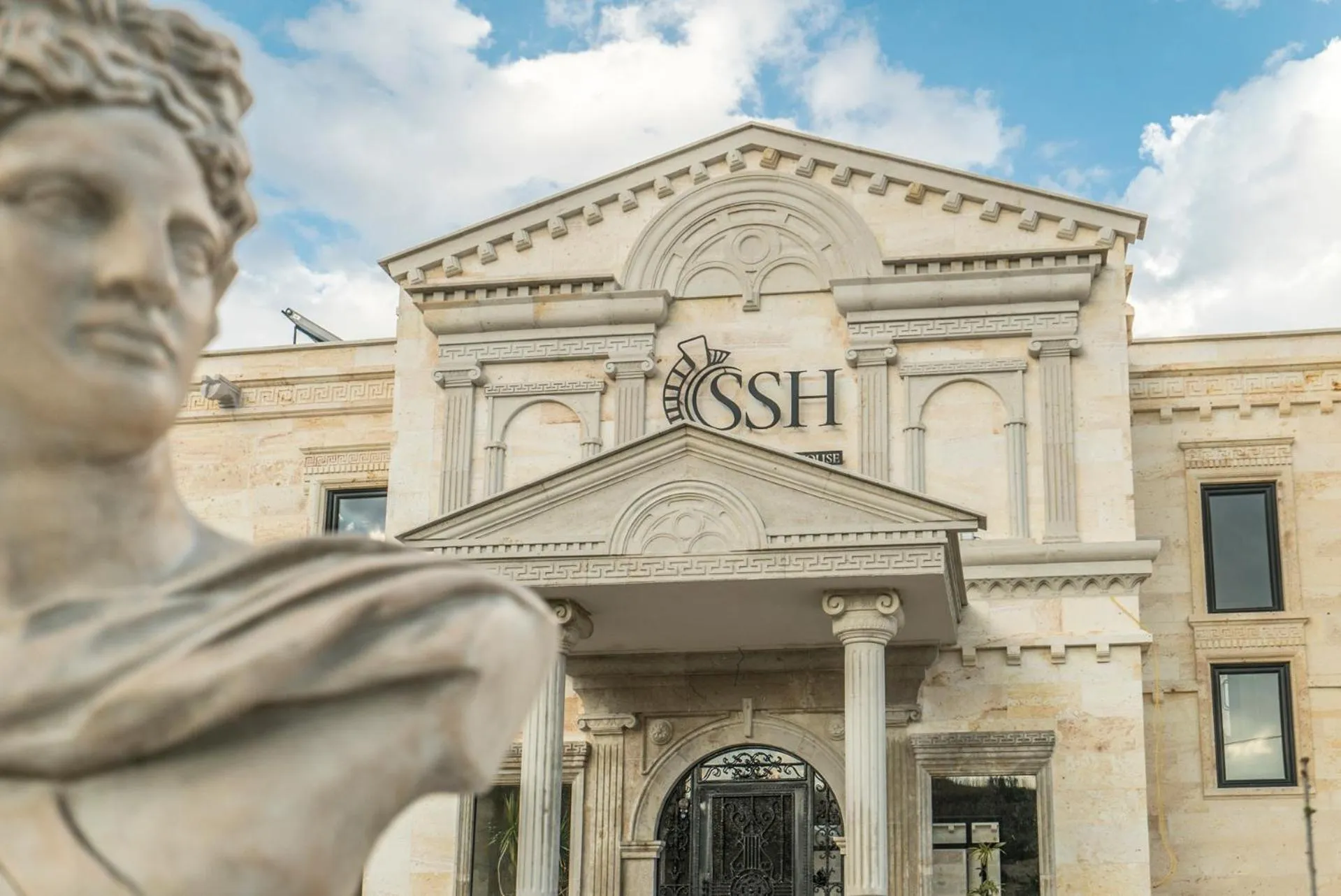 Decorative detail in Sobek Stone House Cappadocia