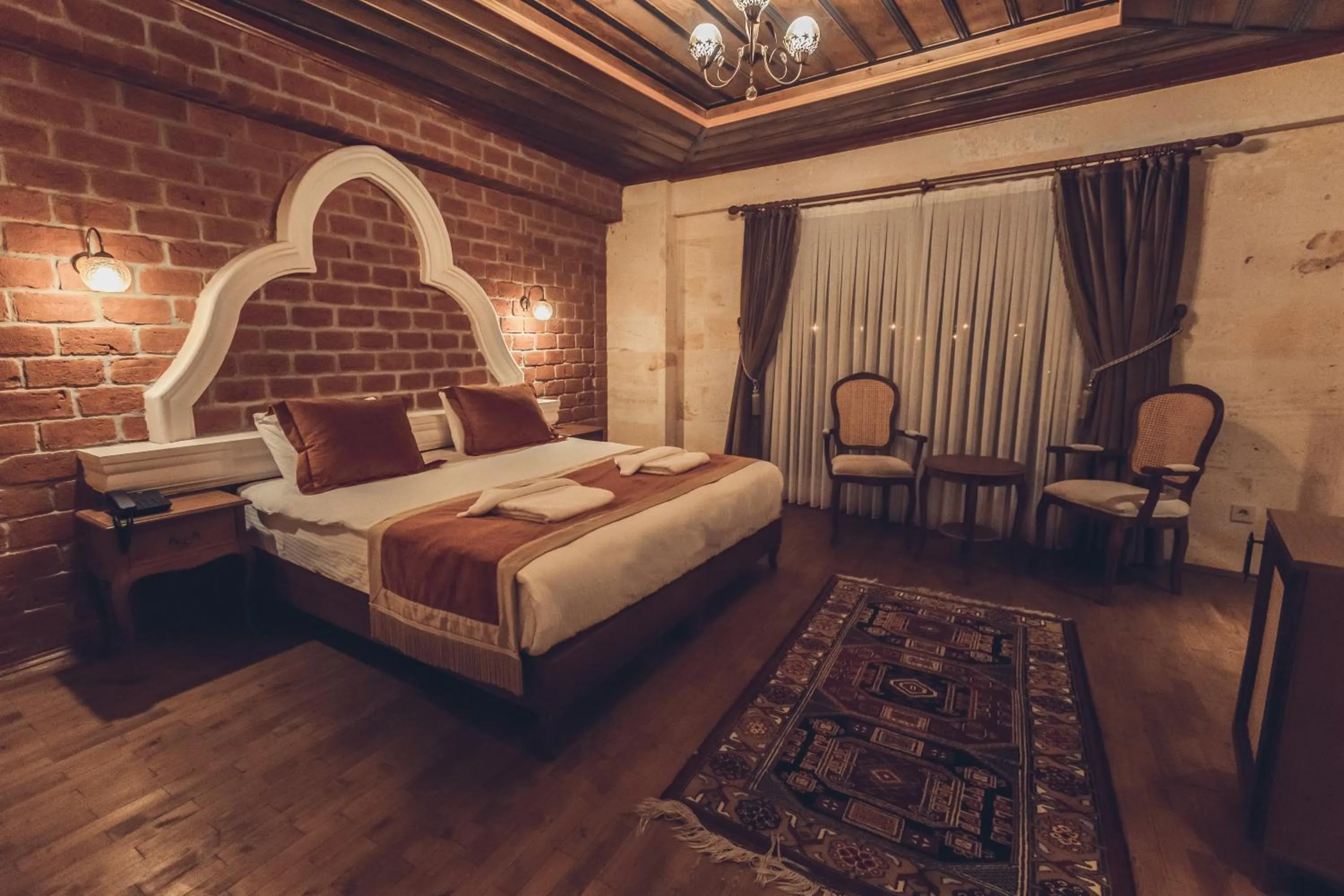 Photo of the whole room, Bed in Sobek Stone House Cappadocia