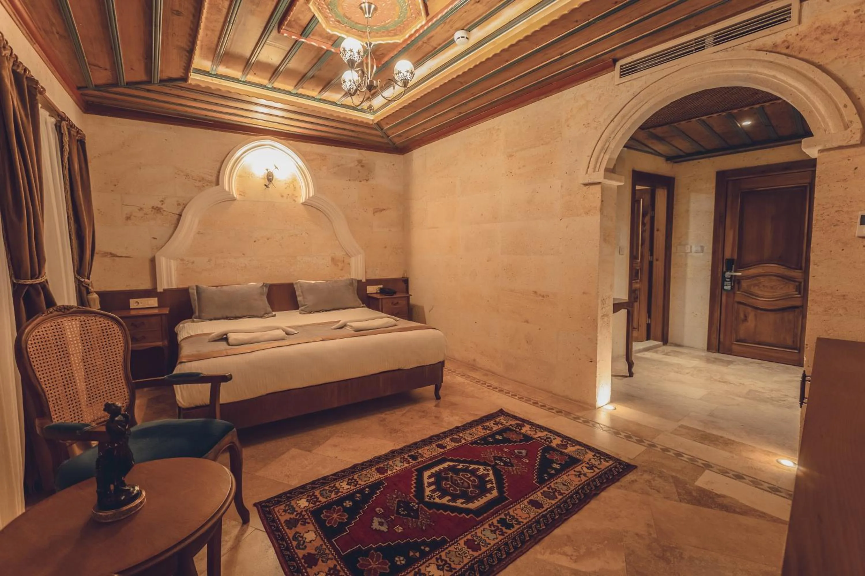Photo of the whole room, Bed in Sobek Stone House Cappadocia