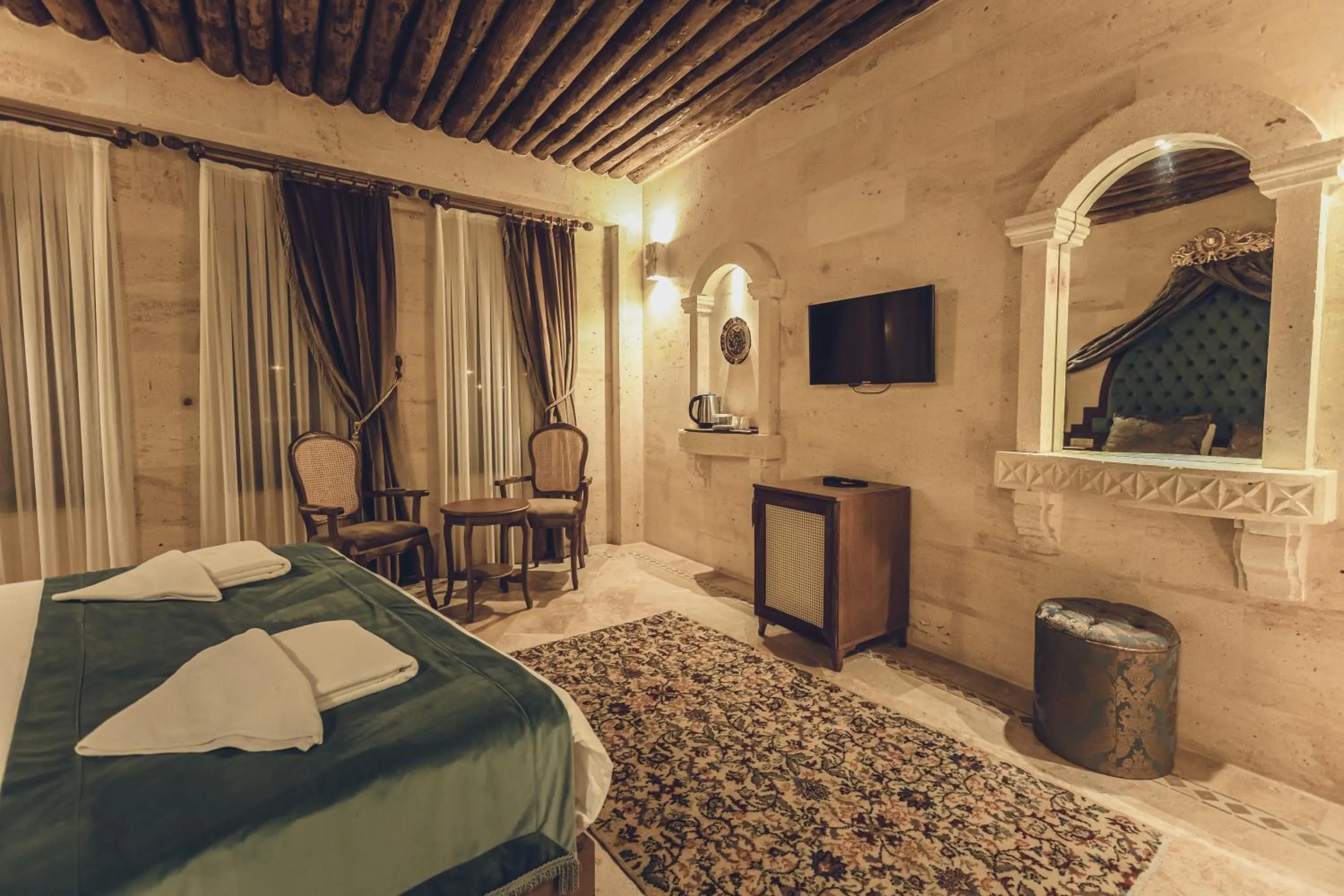 Photo of the whole room, Bed in Sobek Stone House Cappadocia