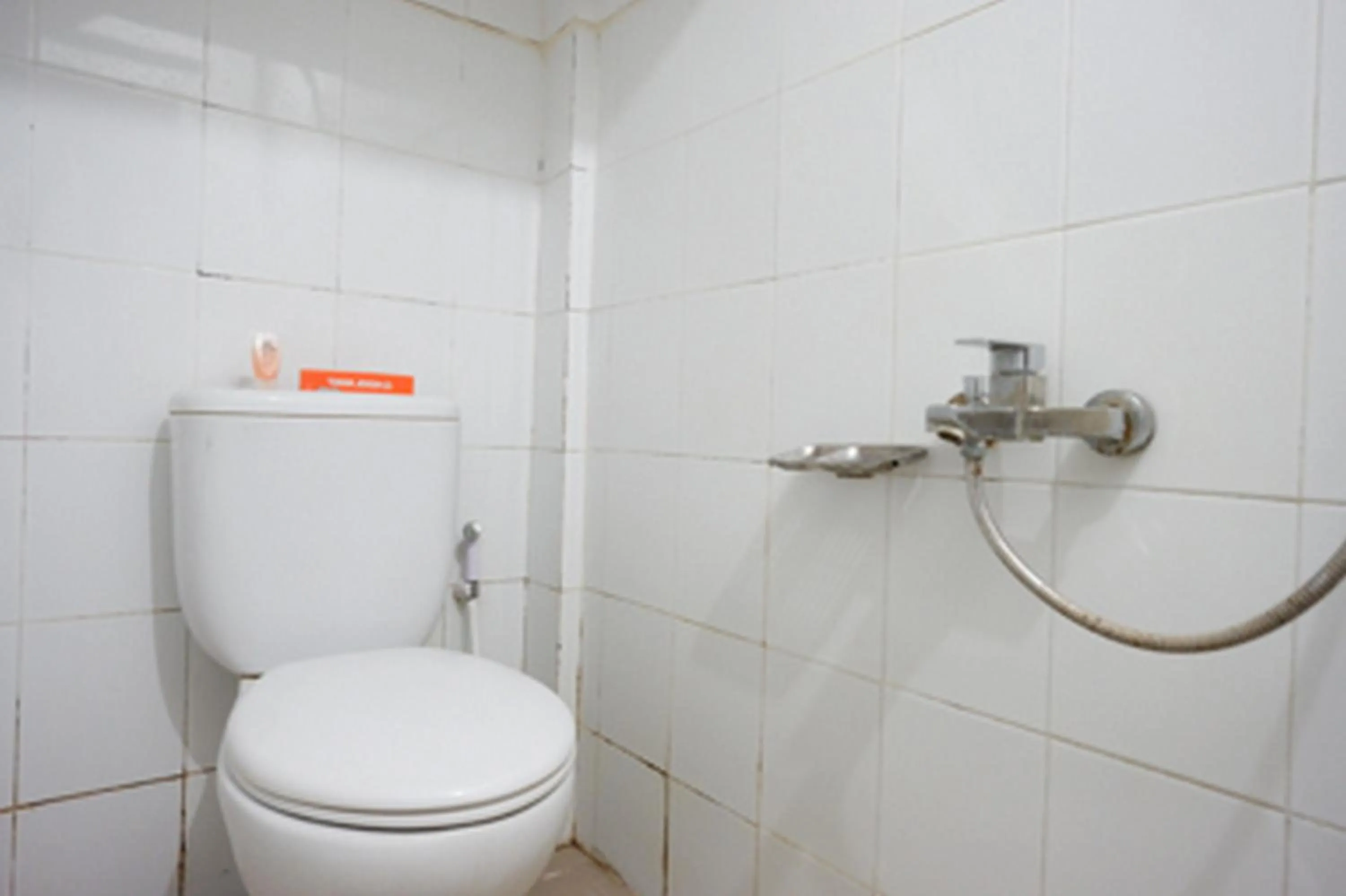 KoolKost at Jl Unta Pandeyan Lamper Semarang - Minimum Stay 30 night