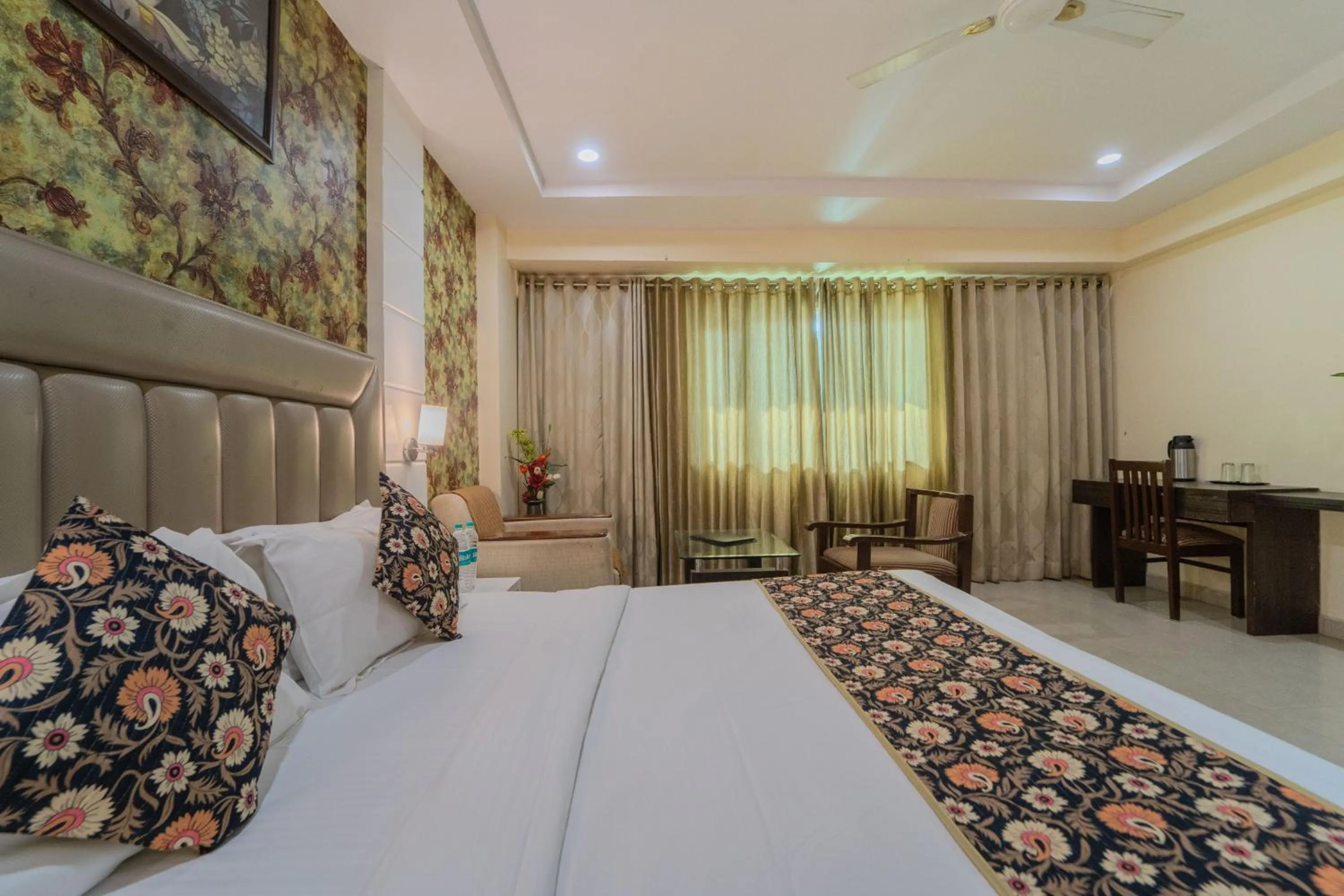 Bed in Hotel City Square By KeyMagics