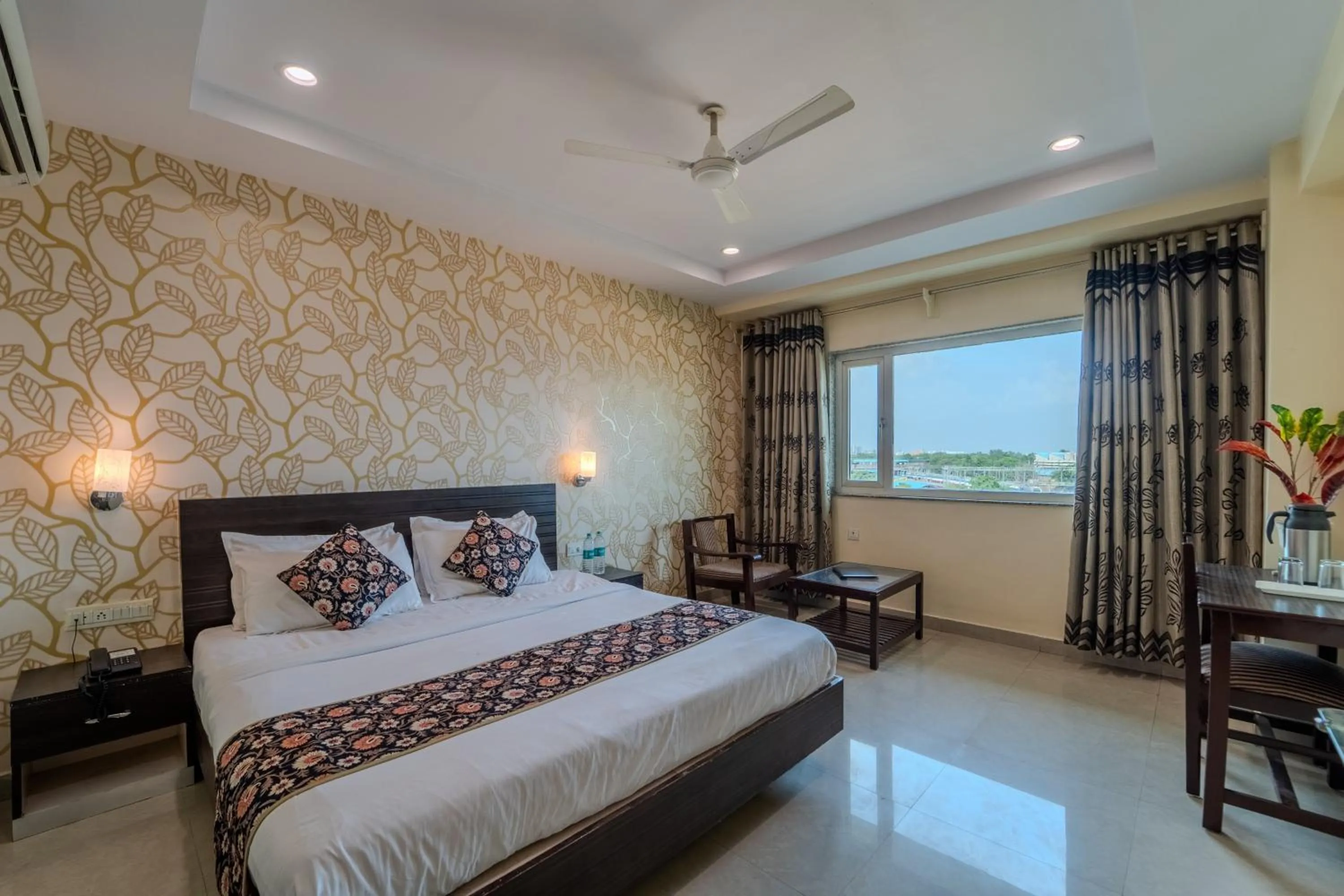 Photo of the whole room, Bed in Hotel City Square By KeyMagics