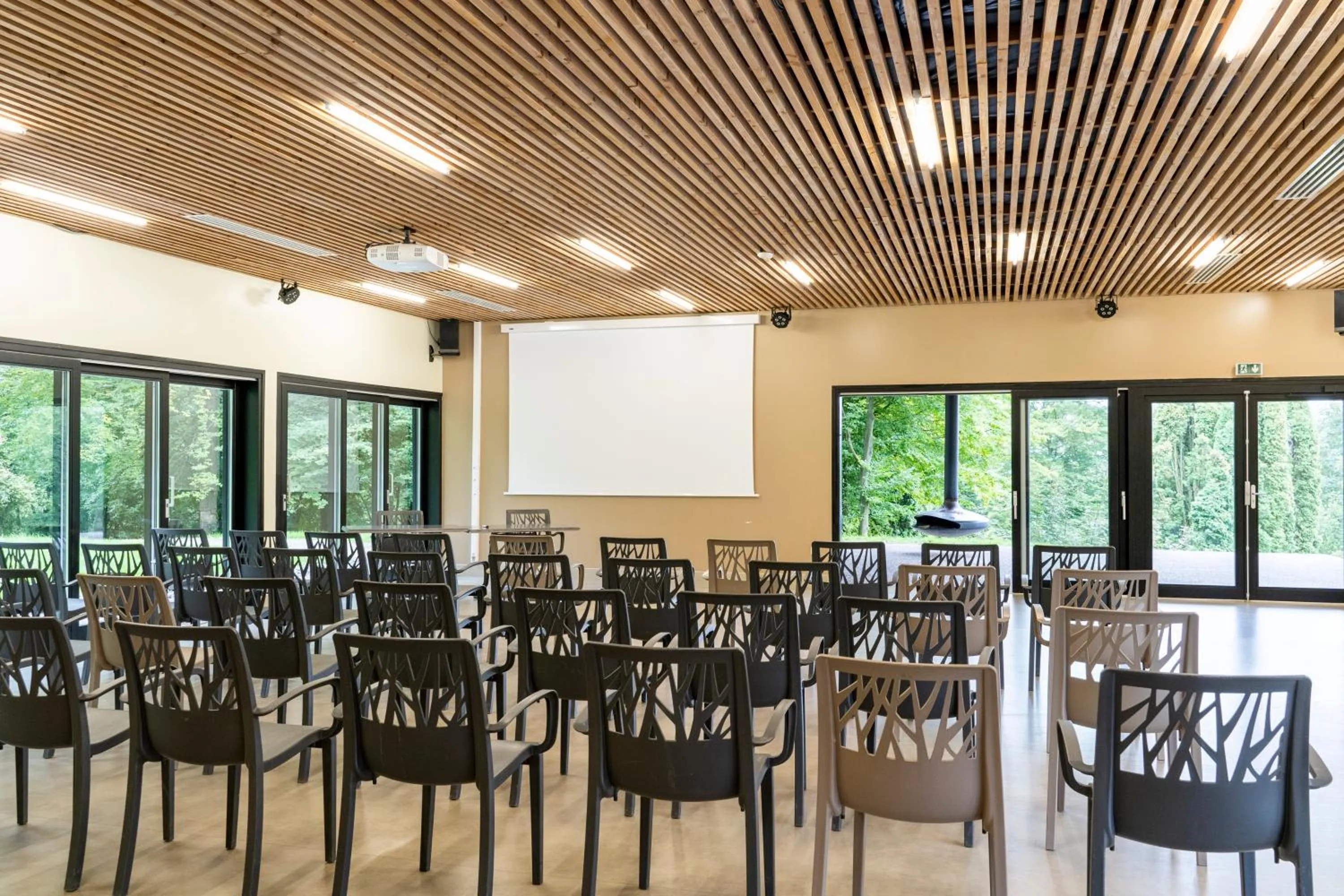 Meeting/conference room in La Résidence du Parc d'Olhain