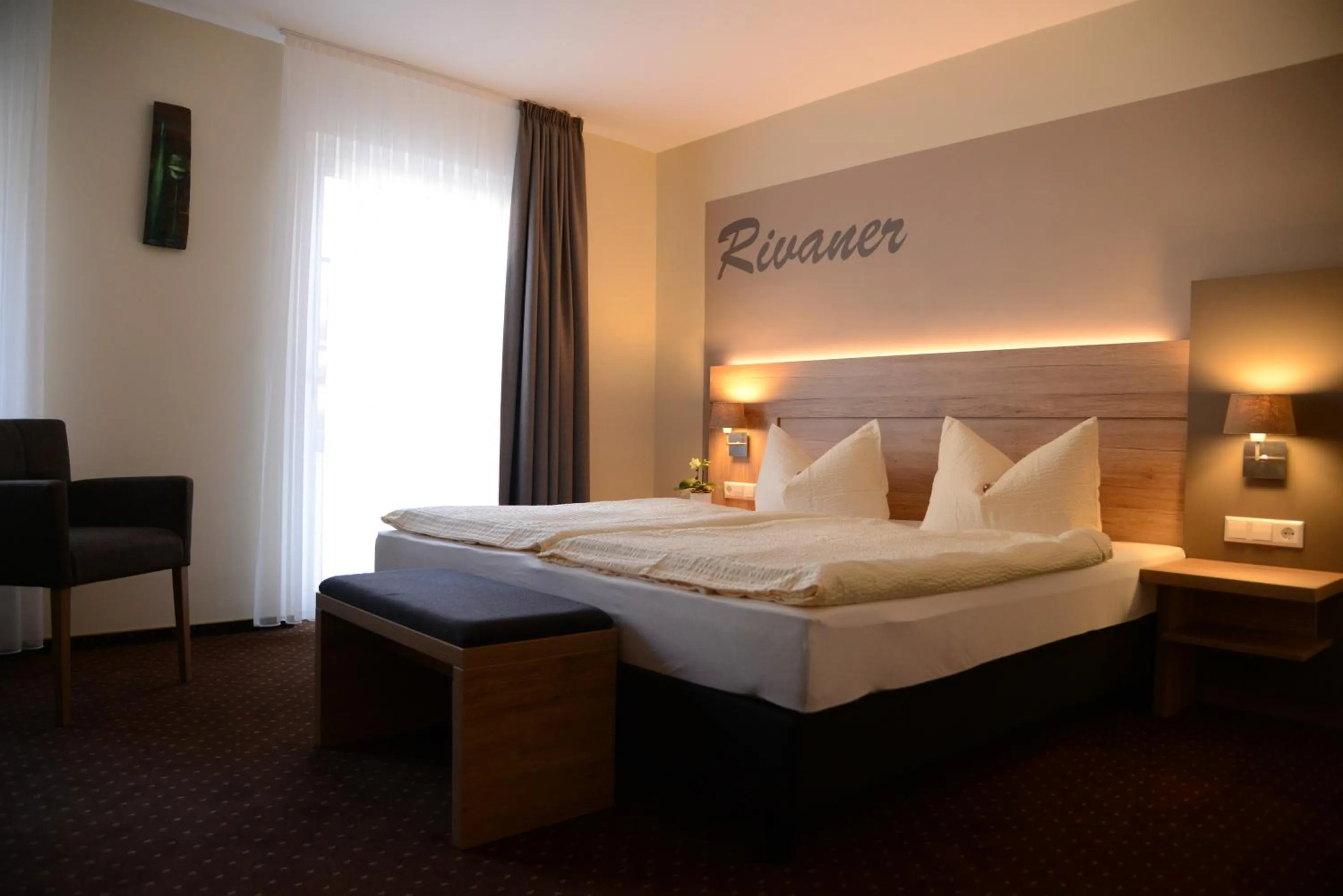 Photo of the whole room, Bed in Weinhaus Gräfen