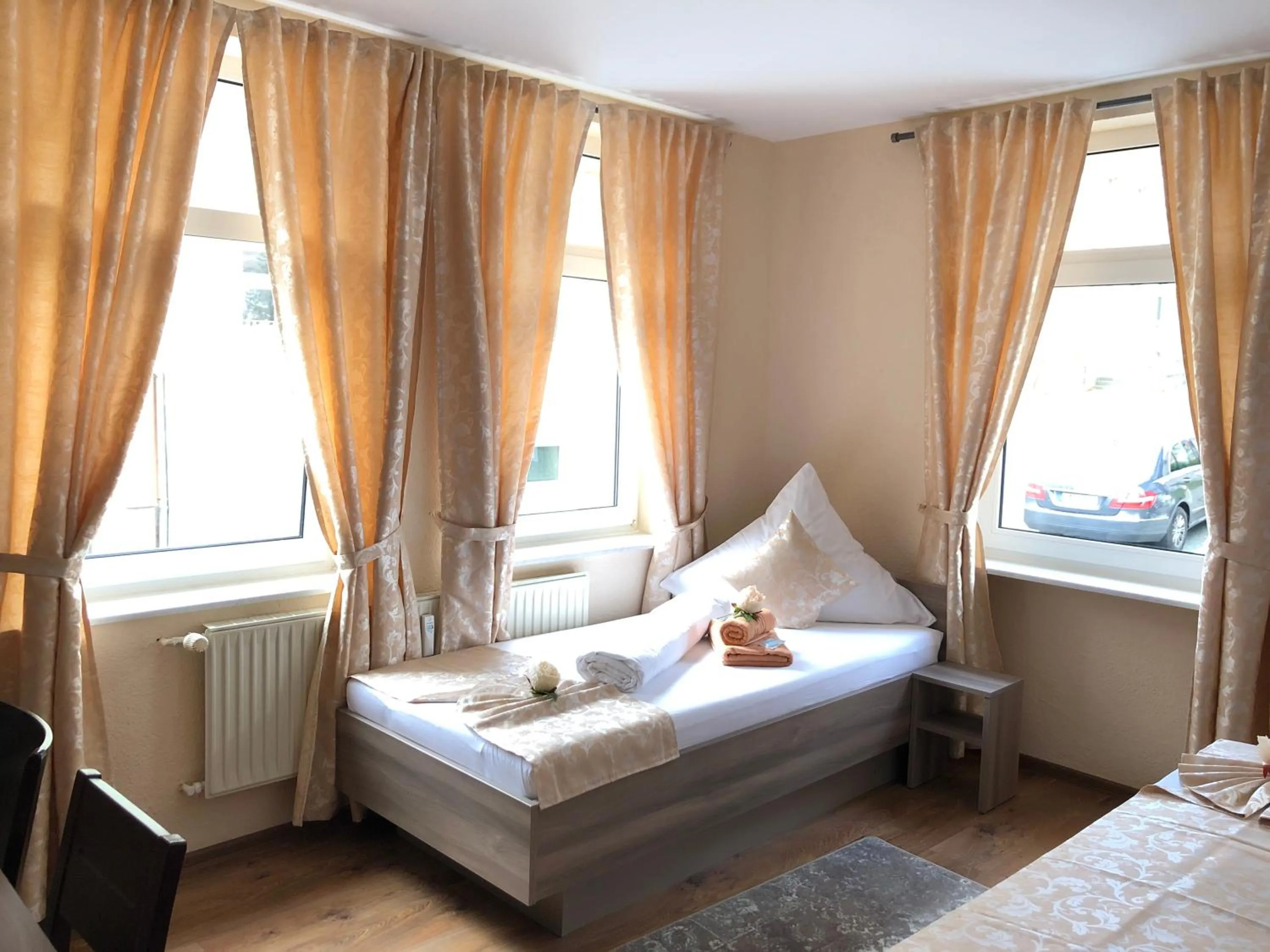 Bed in Pension Goldenes Vogtland