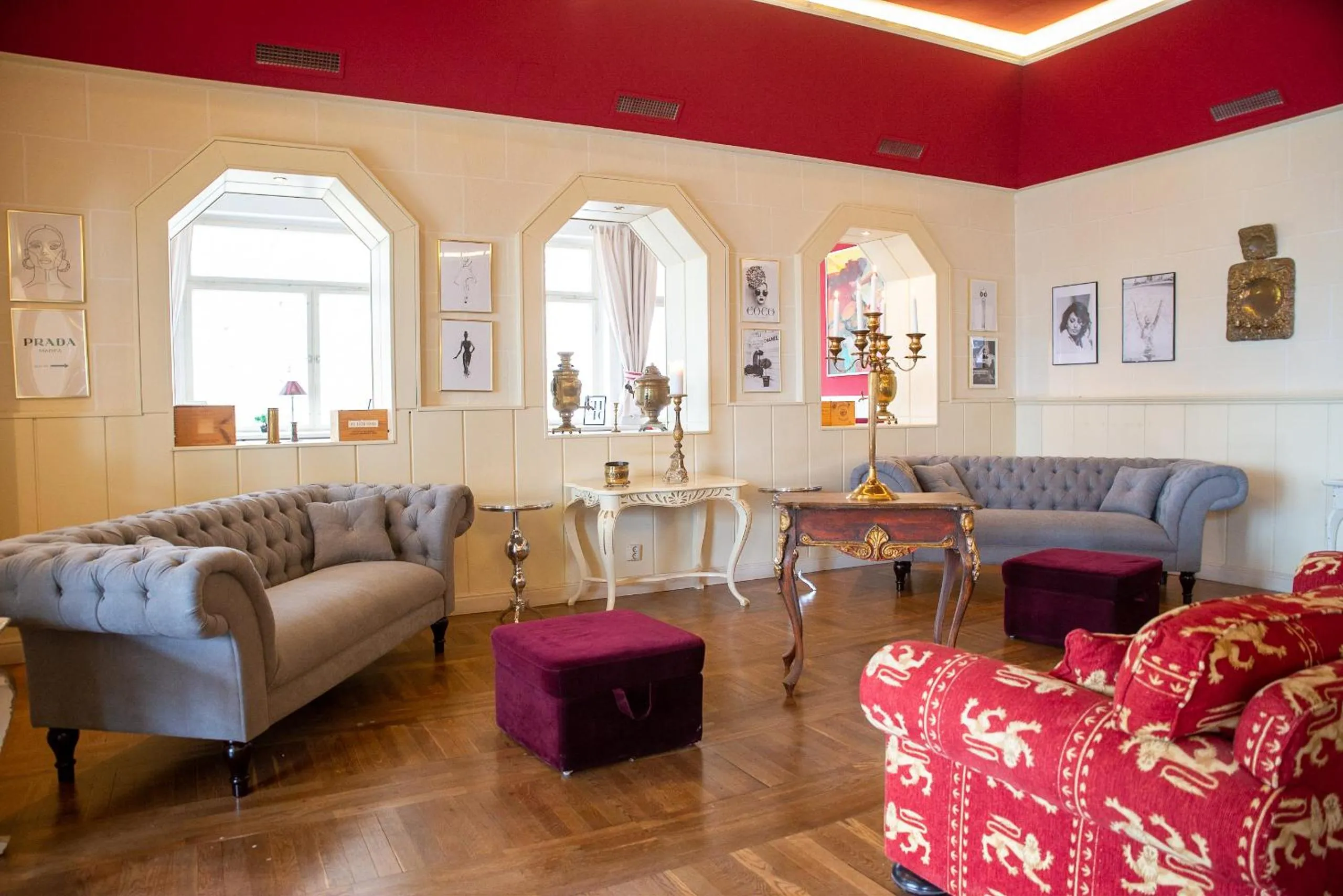 Lounge or bar in Meeressterne Hotel Weißes Schloß