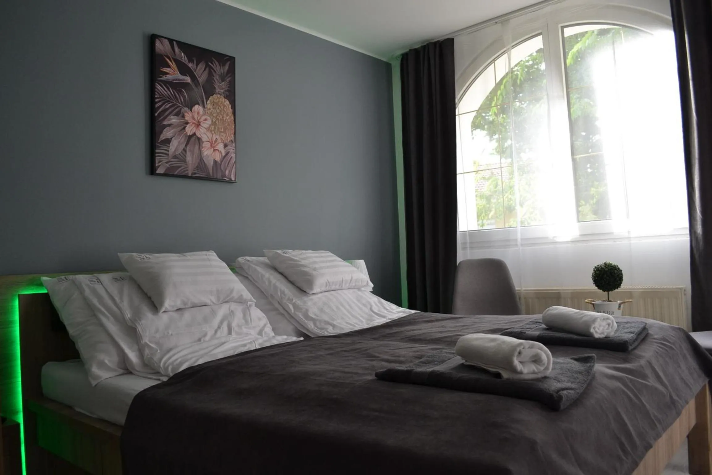 Bed in Főnix Design Rooms