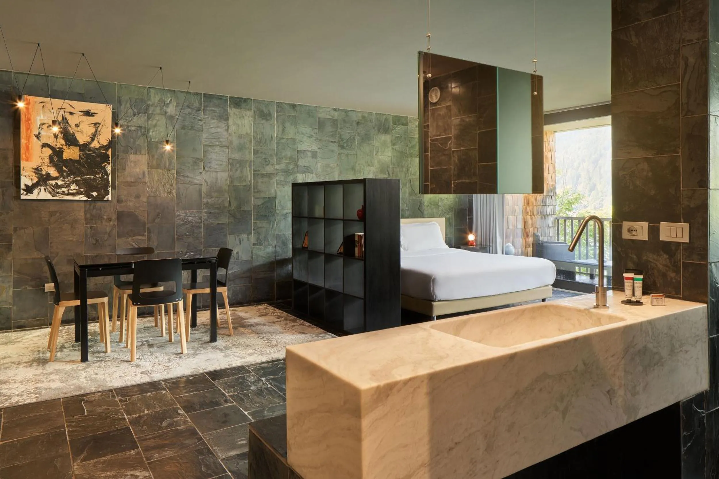 Bed in NS SUITE SAURIS