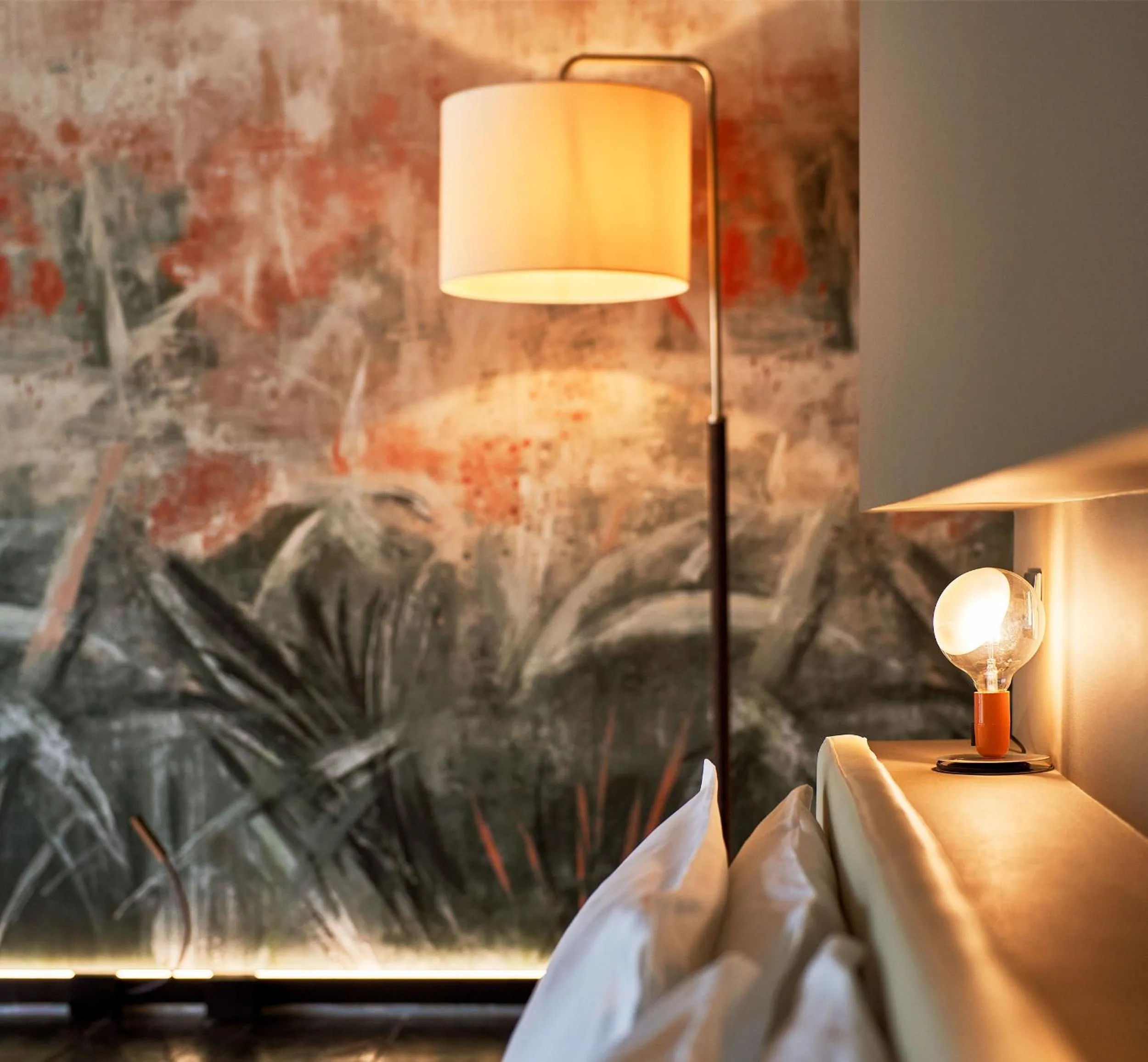 Bed in NS SUITE SAURIS