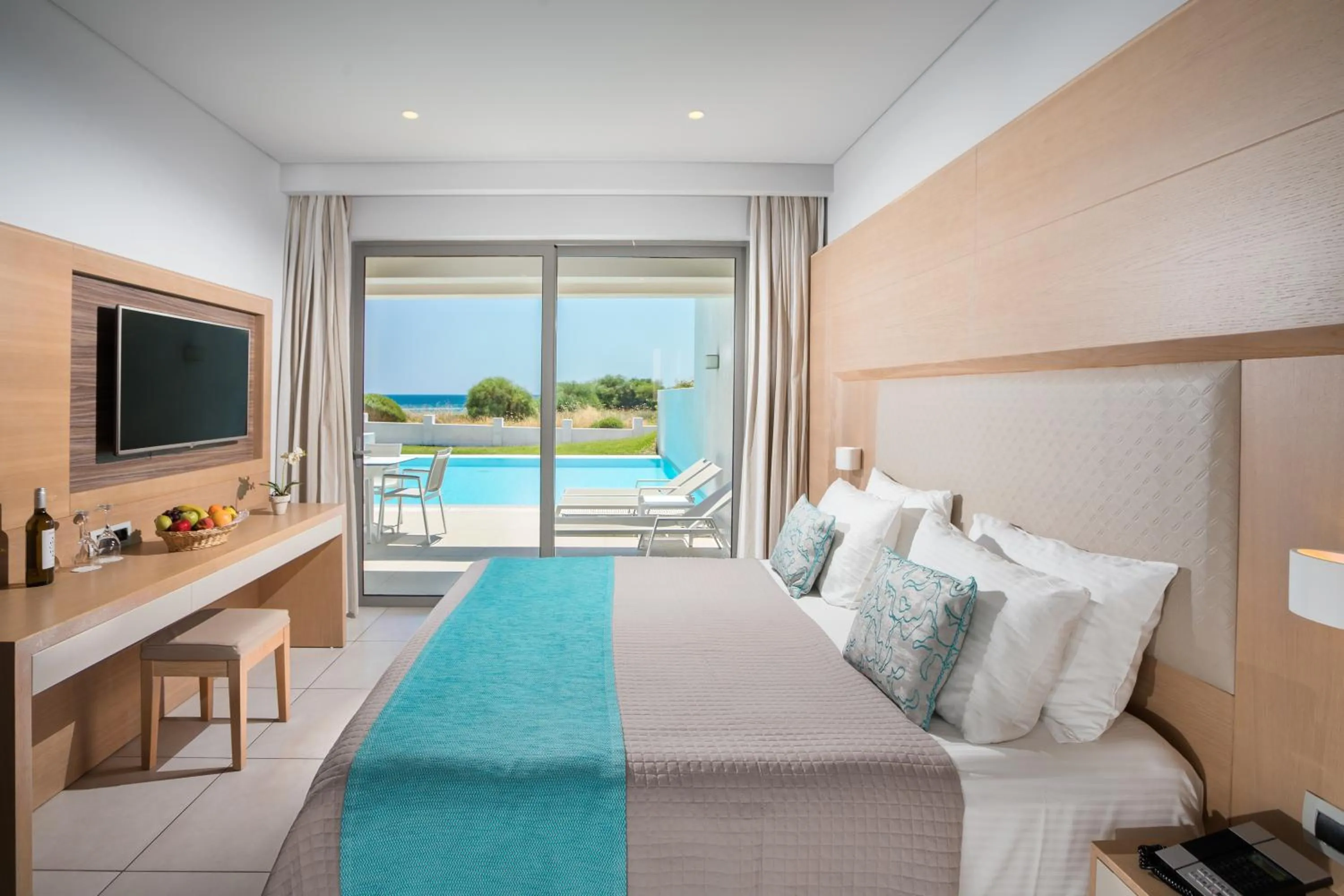 Bed in Porto Bello Royal