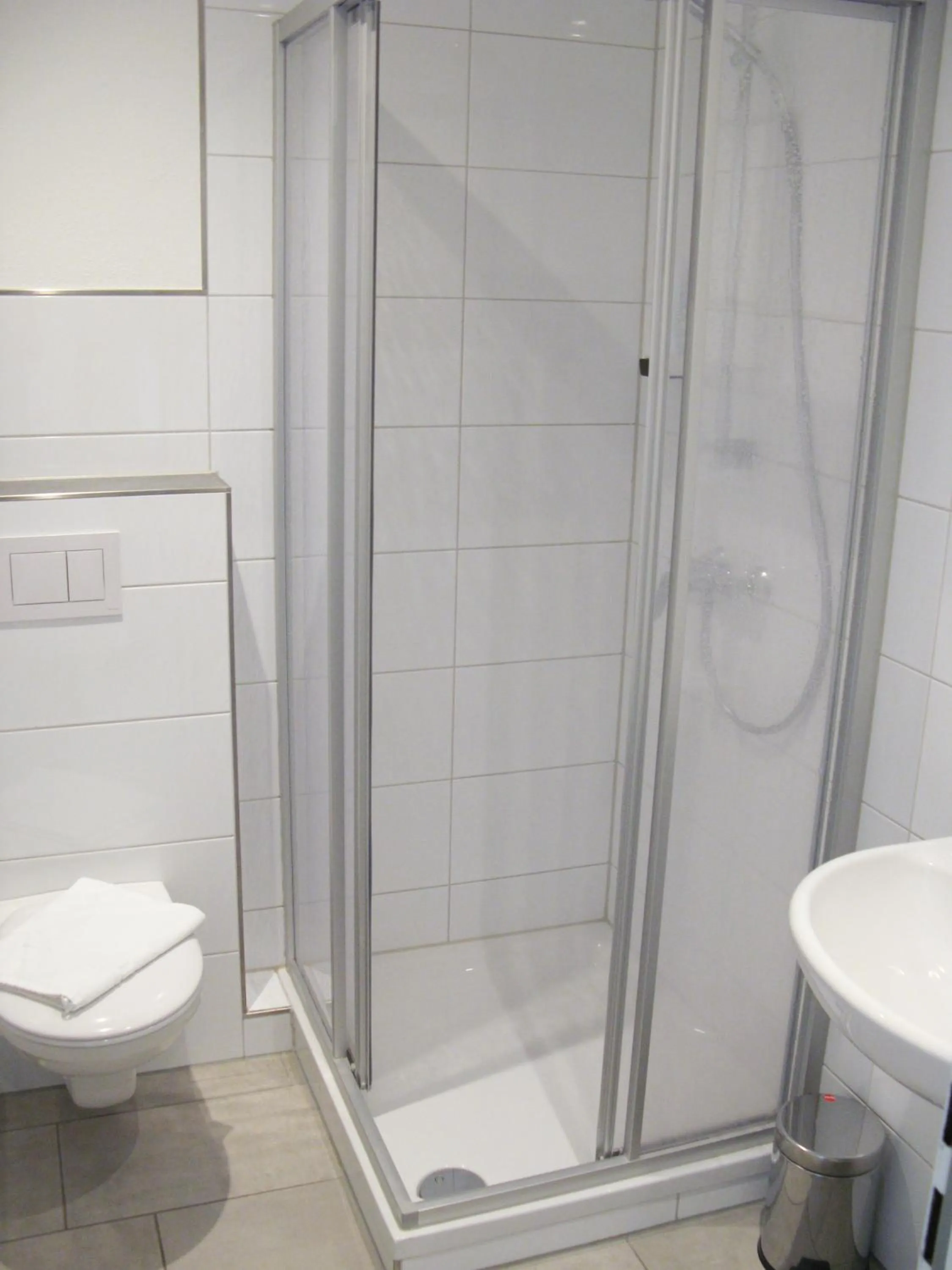 Bathroom in Murgtal Motel