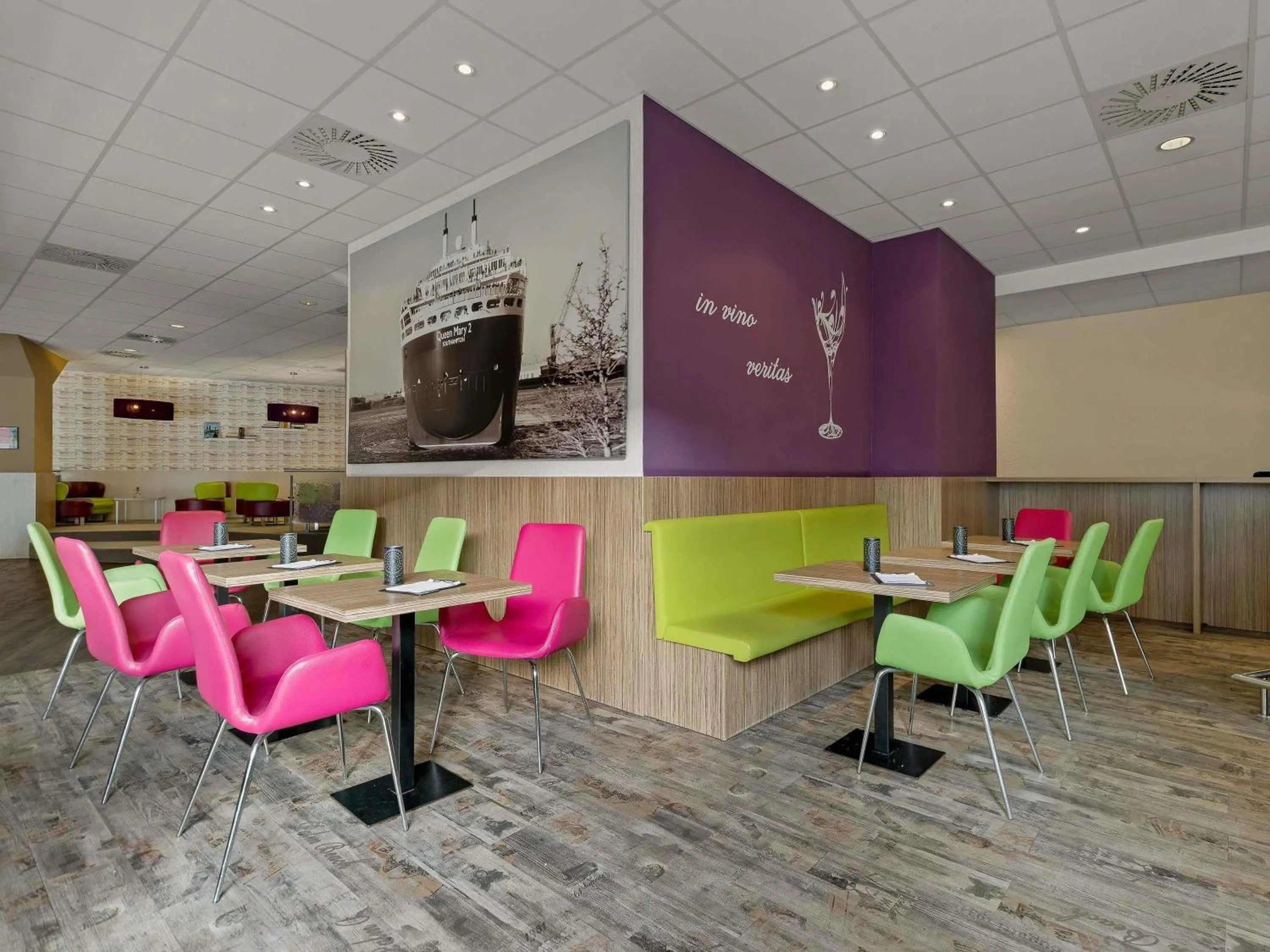 Lounge or bar in Mercure Hotel Hamburg am Volkspark