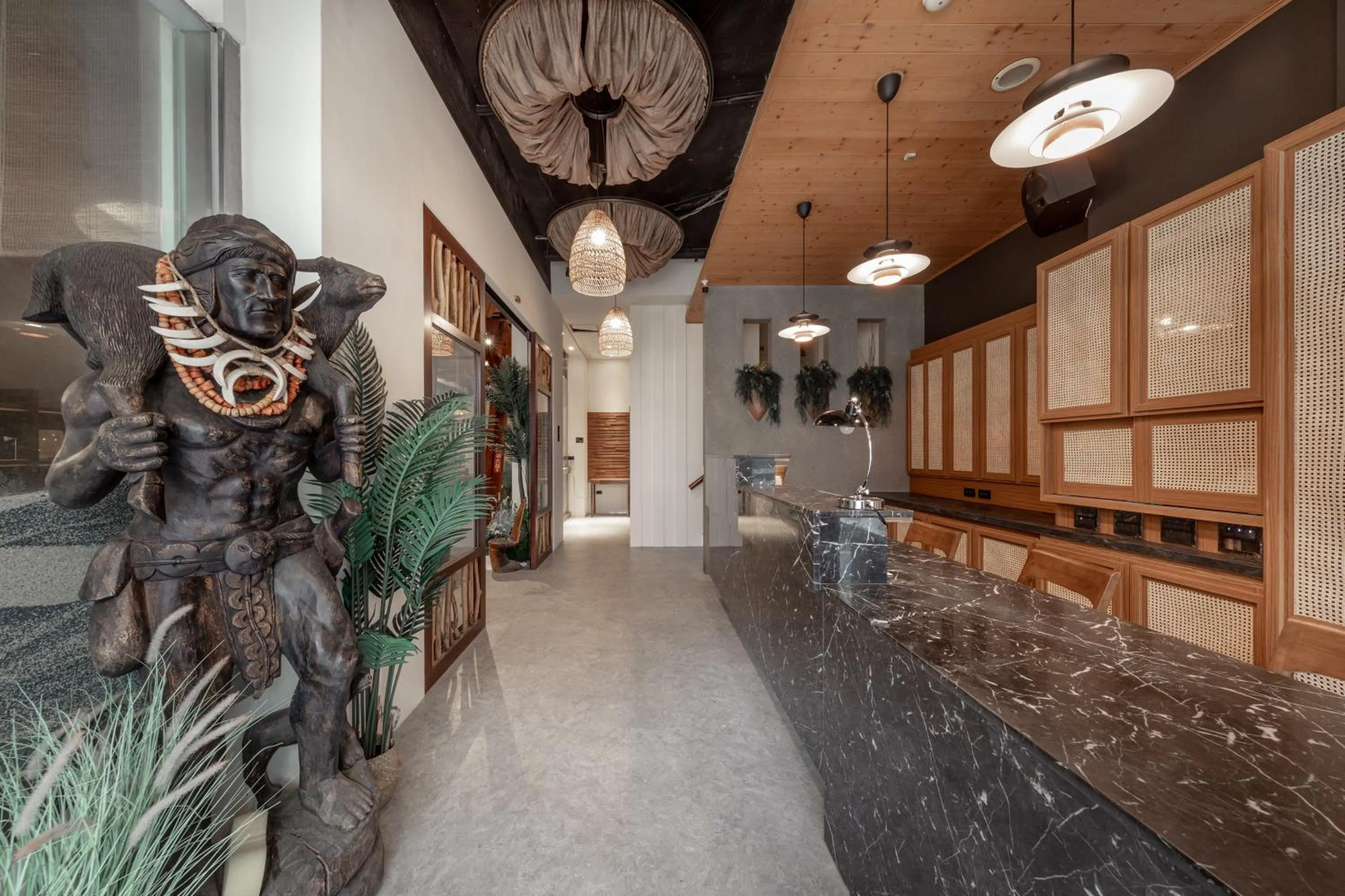 On site in ItaThao Vacation Inn with Elevator