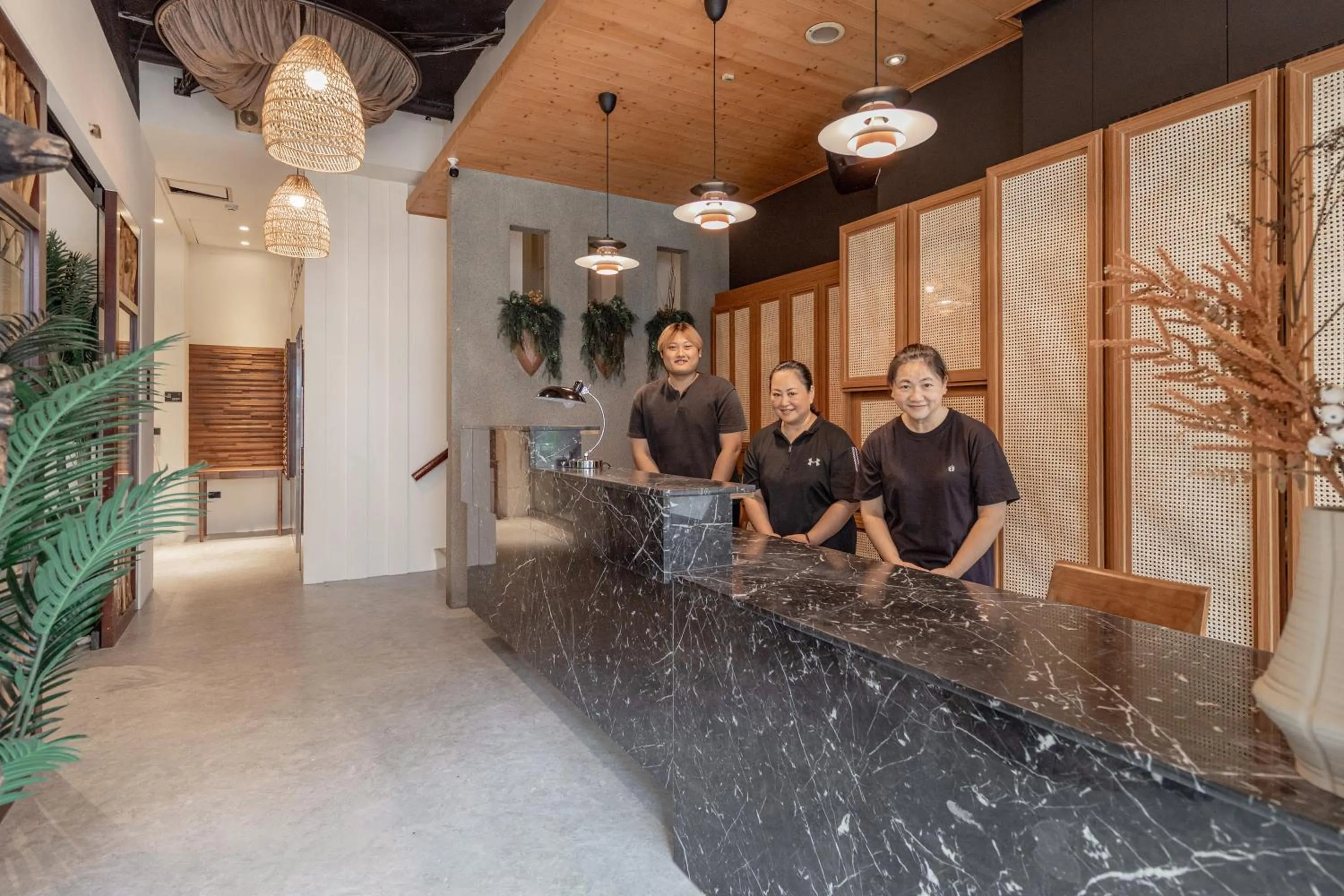 Staff in ItaThao Vacation Inn with Elevator