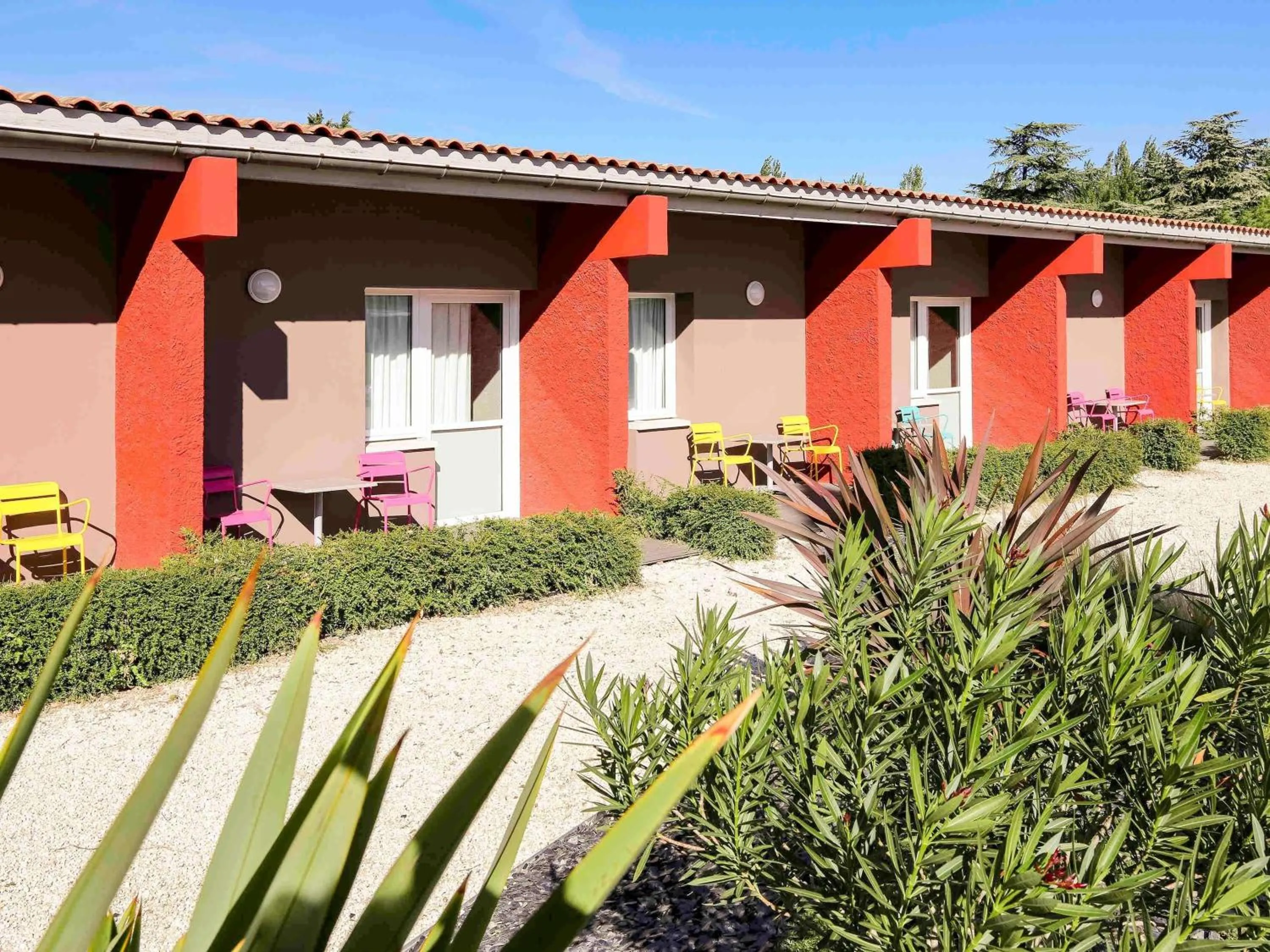 Bedroom in ibis Montélimar Nord