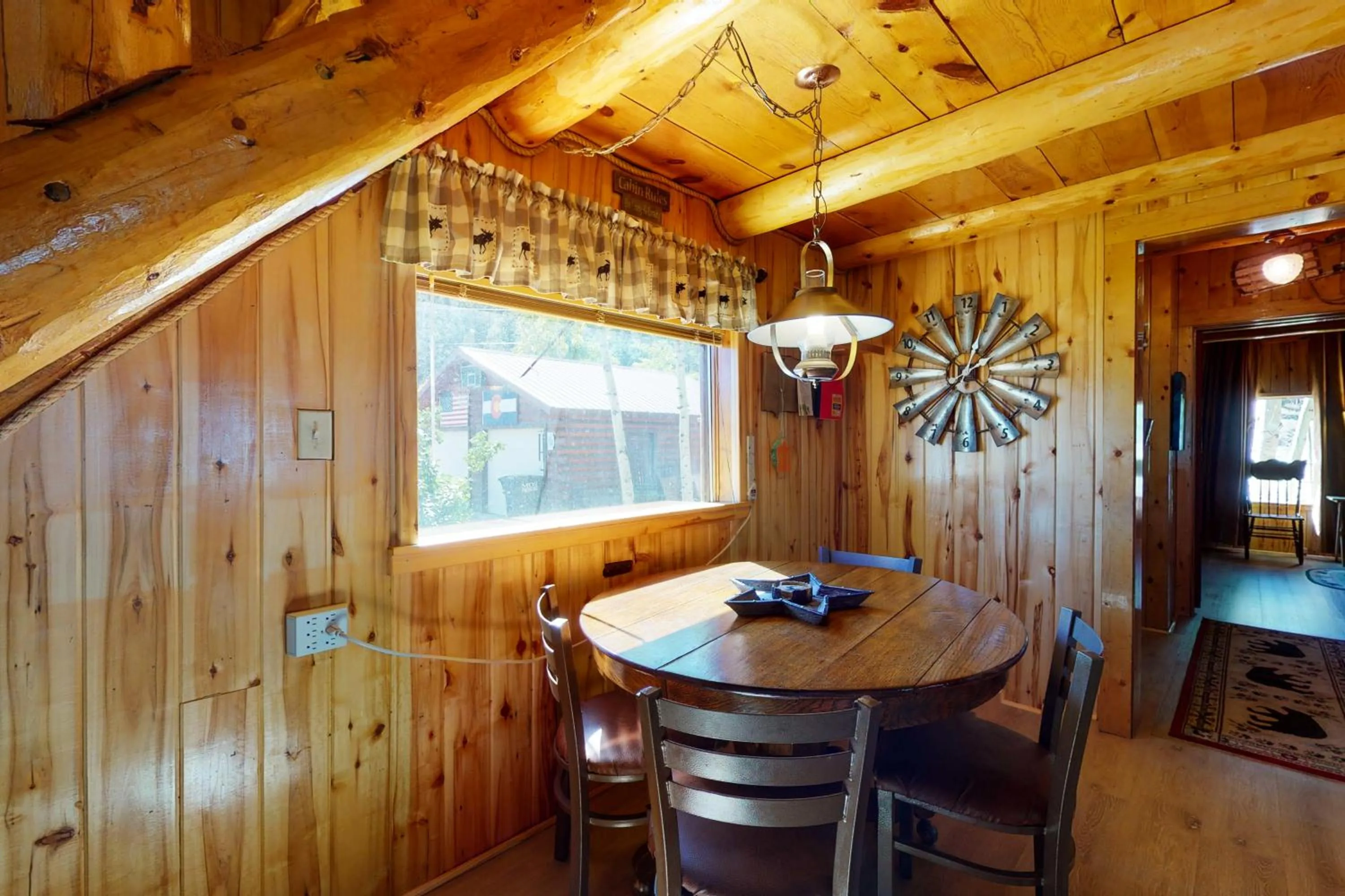 Happy Place Cabin