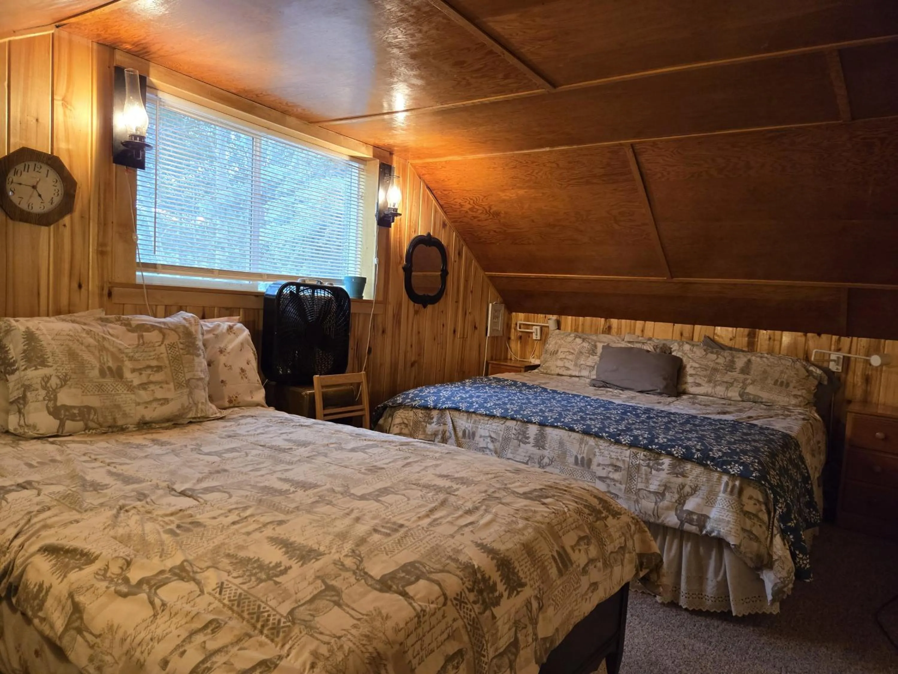 Bed in Happy Place Cabin